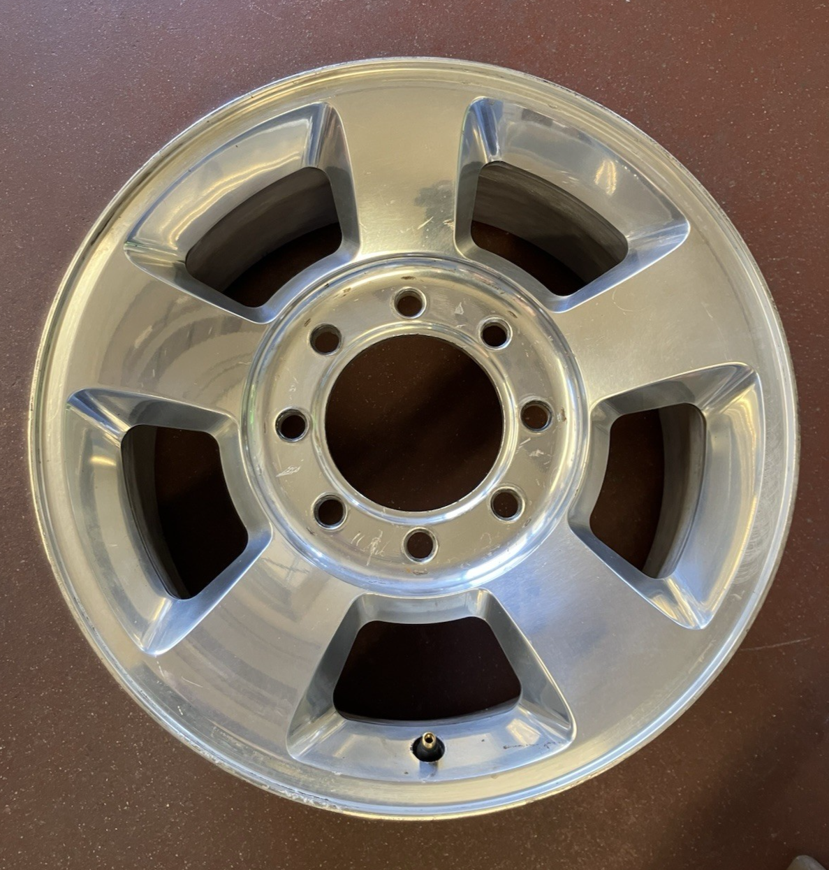17X8 Polished Aluminum Wheel 2006-09 Dodge Ram 2500 PU. P/N 5JG15PAKAA