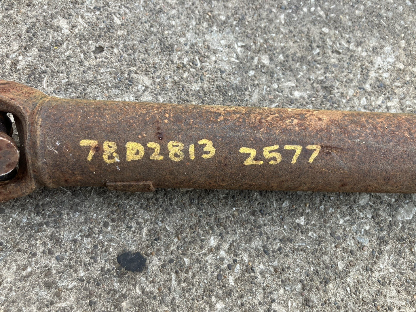 Rear Drive Shaft, 2 Piece Front Section 72-80 Dodge D200 D300 4X2 131/149/165"WB