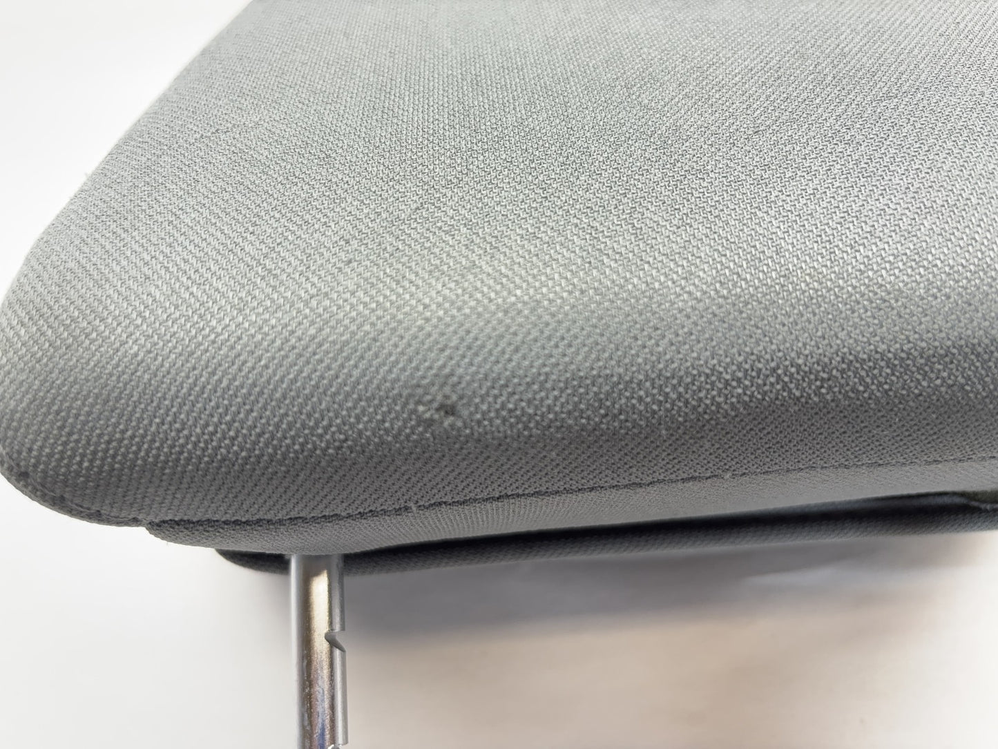 Front Cloth Headrest Gray 2007-2008 Ram 1500 2500 3500 LH RH Cloth 1EZ631D5AA