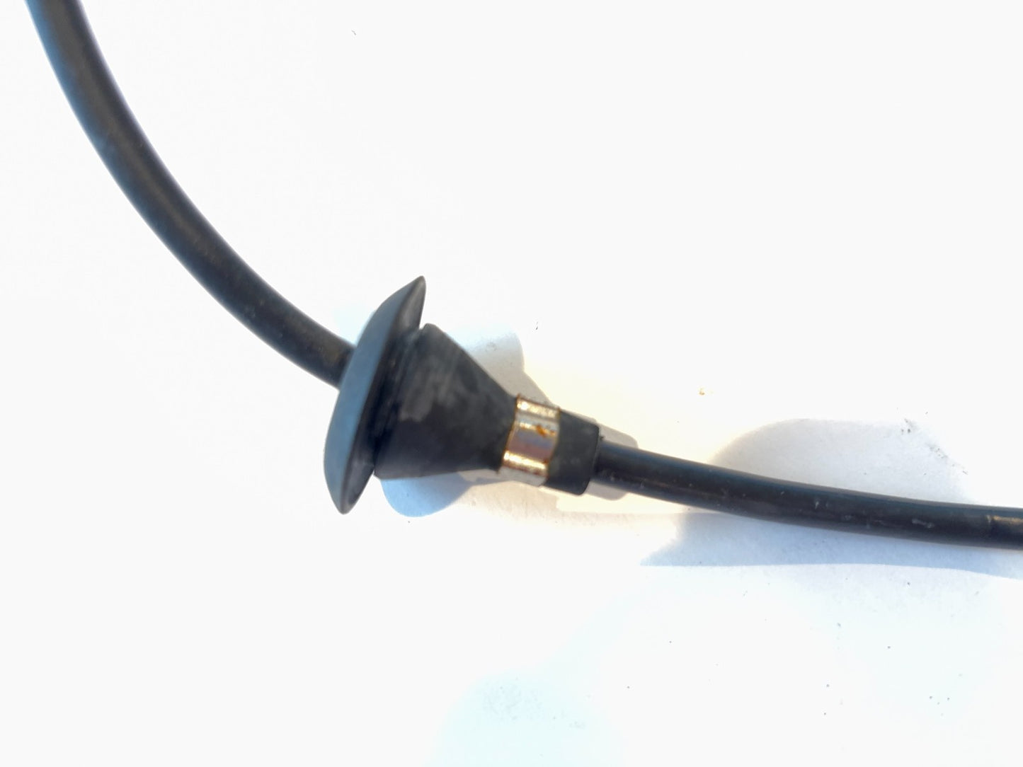 2005-2008 Dodge Ram 1500 Antenna Cable and Base 2005-09 Ram 2500 3500 56043089AE