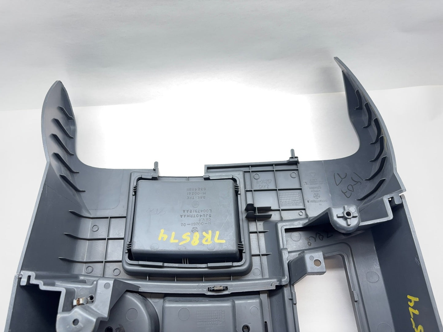 Floor Console Cup Holders 2006-2008 Ram 1500 06-09 Ram 2500 3500 Medium Slate D5