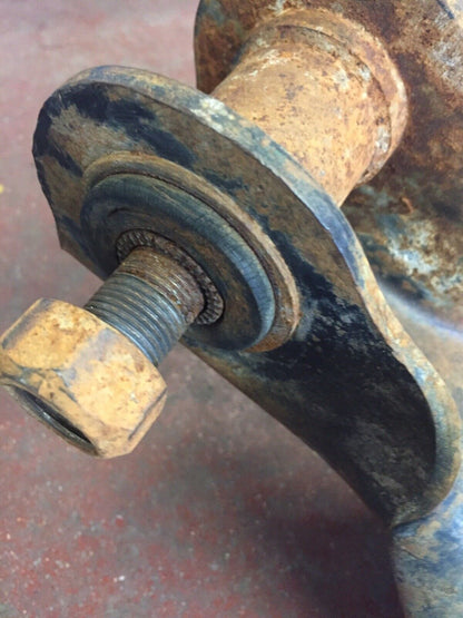 LH 4X2 Lower Control Arm 1972-90 Dodge Ram PU With 3800 / 4000# Axle.
