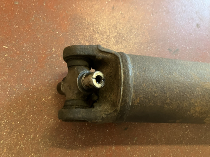 Rear Drive Shaft 1972-1990 Dodge PU 115" WB 29 Spline Yoke 10 Bolt Axle Cover