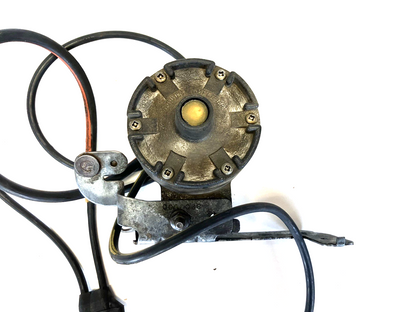 Used Vacuum Amplifier Dodge Pickup 225 Engine. P/N 4041733