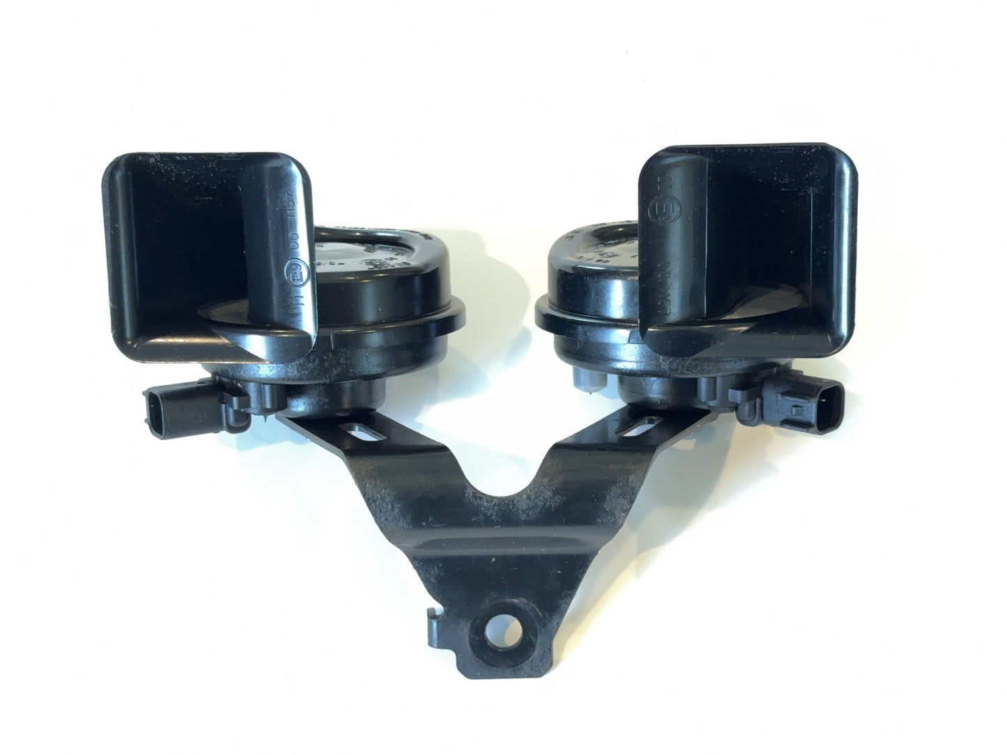 Dual Horn and Bracket Assembly 2008 Dodge Ram 1500 56043181AF Used OEM