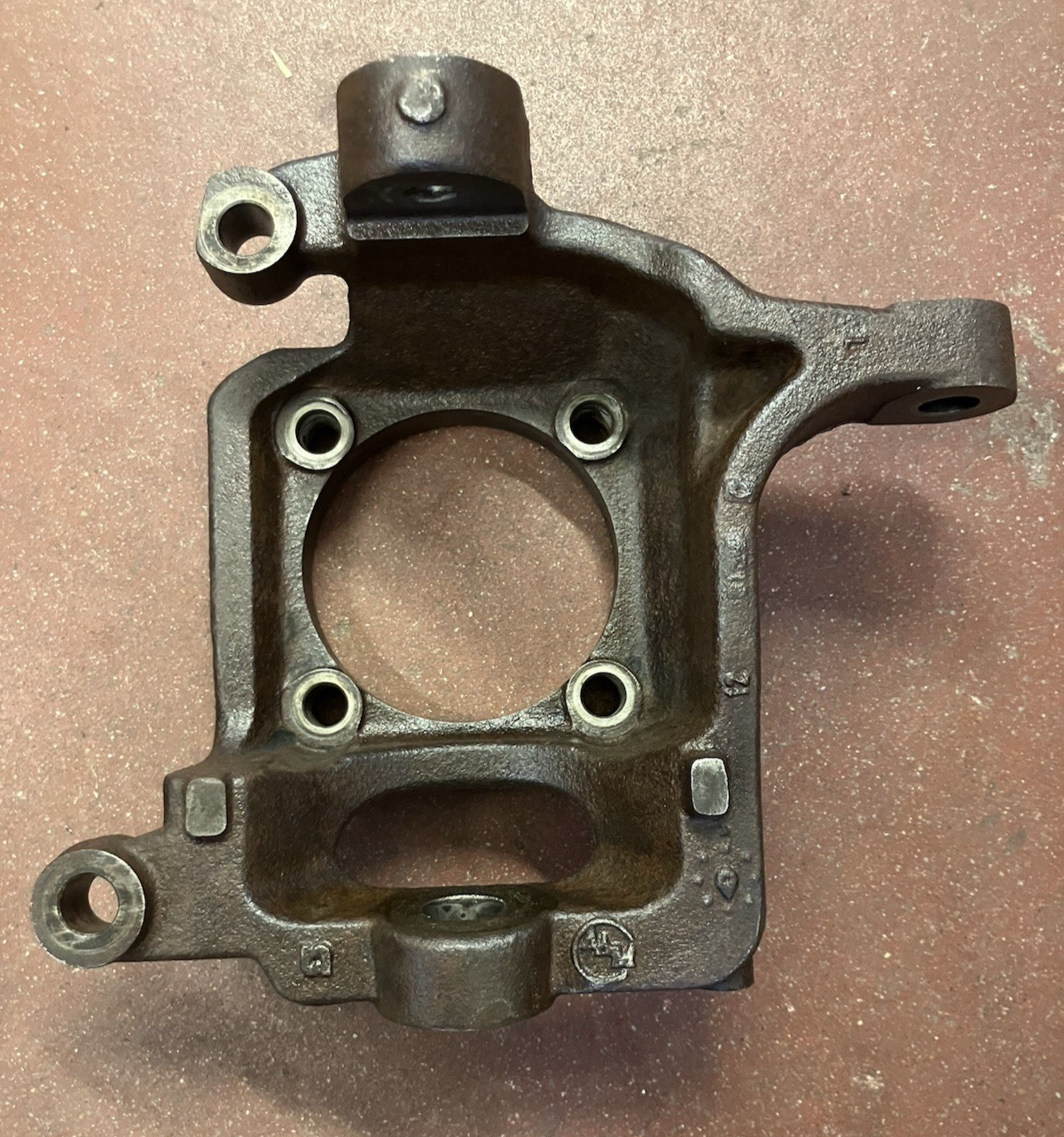 2003-2008 Dodge Ram 2500 3500 4X4 LH Steering Knuckle P/N 5086679AA