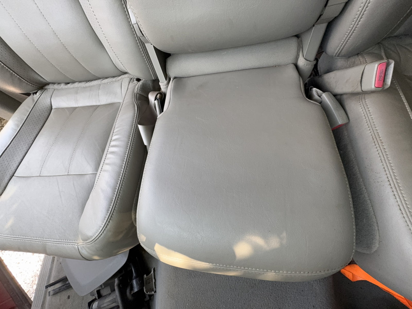 Leather Seat Set, 2006-2008 Ram 1500 2500 3500 Khaki NO SHIPPING-PICKUP ONLY