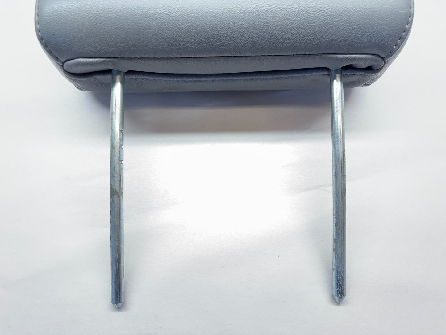 Leather Front Headrest Gray 1DL461D5AA 06-08 Ram 1500 06-09 Ram 2500 3500 GJD5