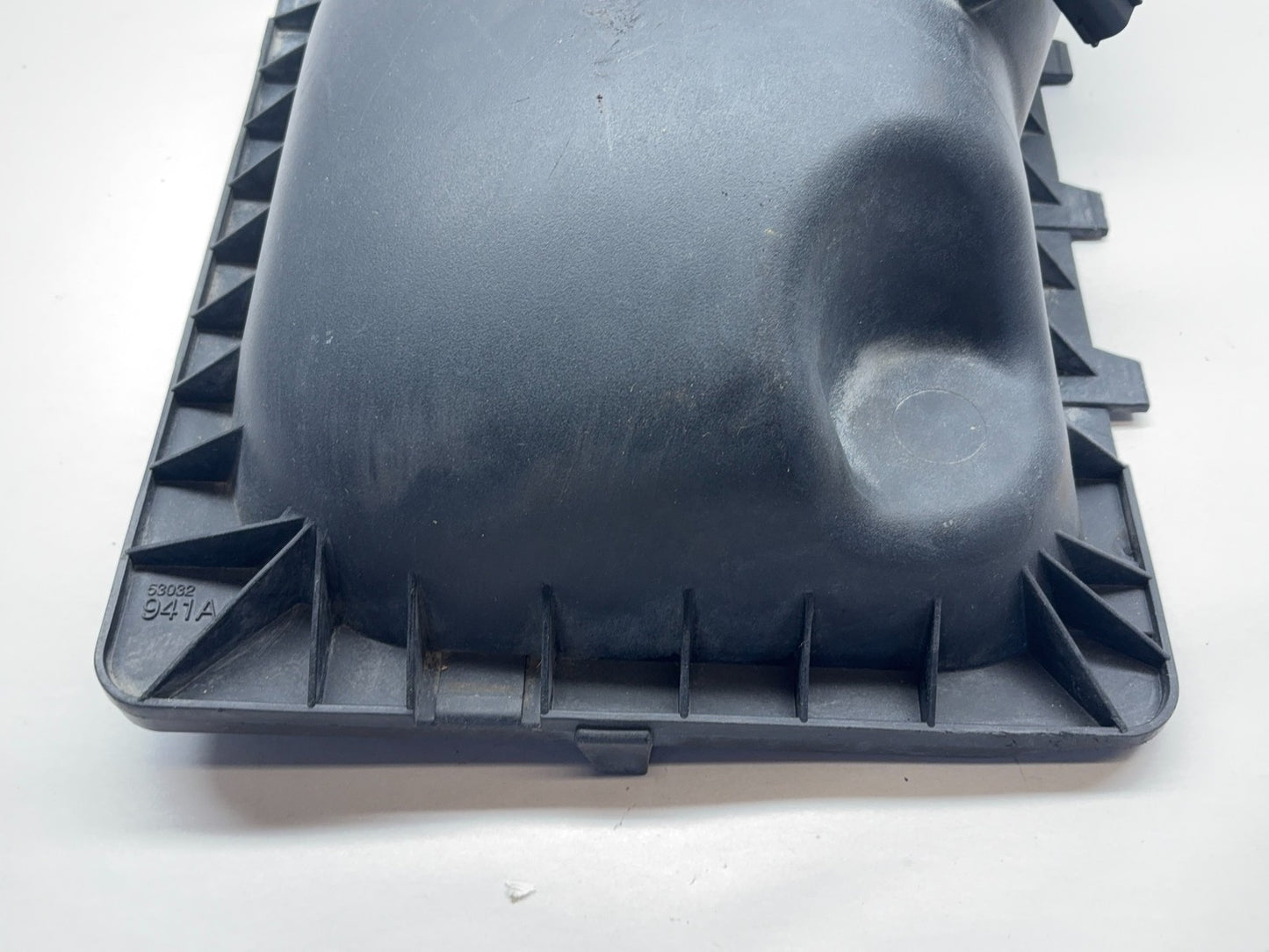Air Filter Housing Lid with Sensors 2008 Ram 3500 6.7L Cummins Diesel 53034070AE