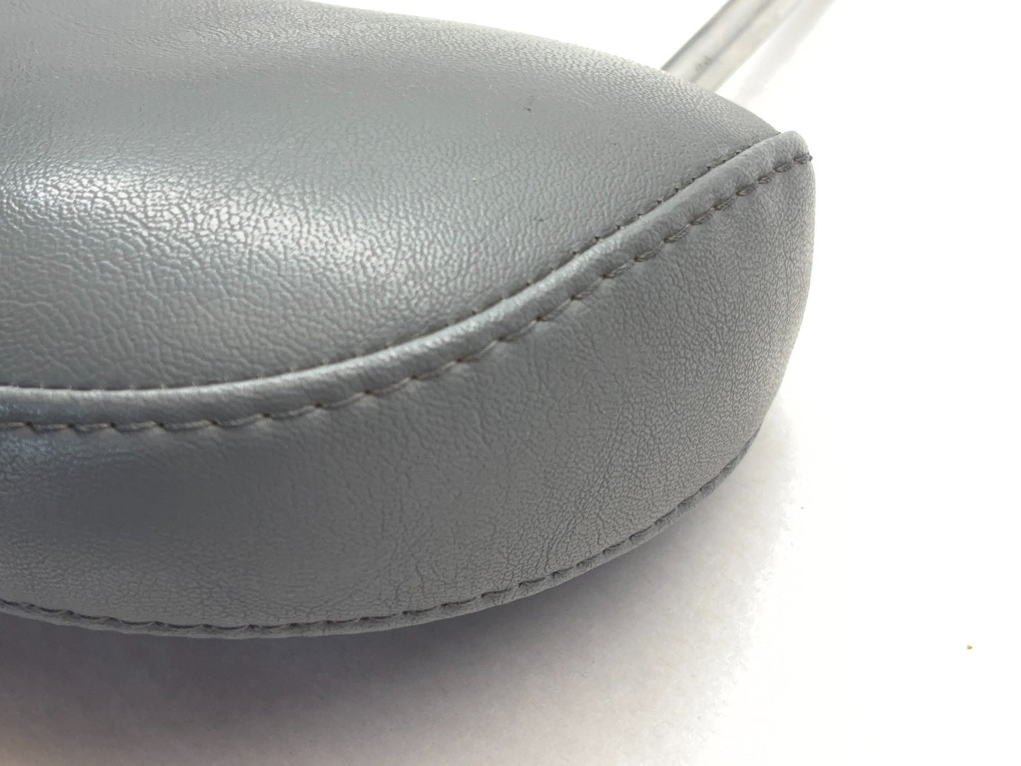Leather Rear Outer Headrest 2008 Dodge Ram 1500 2500 3500 1ER711D5AA GJD5 LH RH