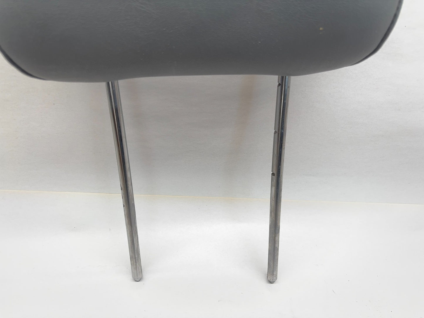 Leather Rear Outer Headrest 2008 Dodge Ram 1500 2500 3500 1ER711D5AA GJD5 LH RH