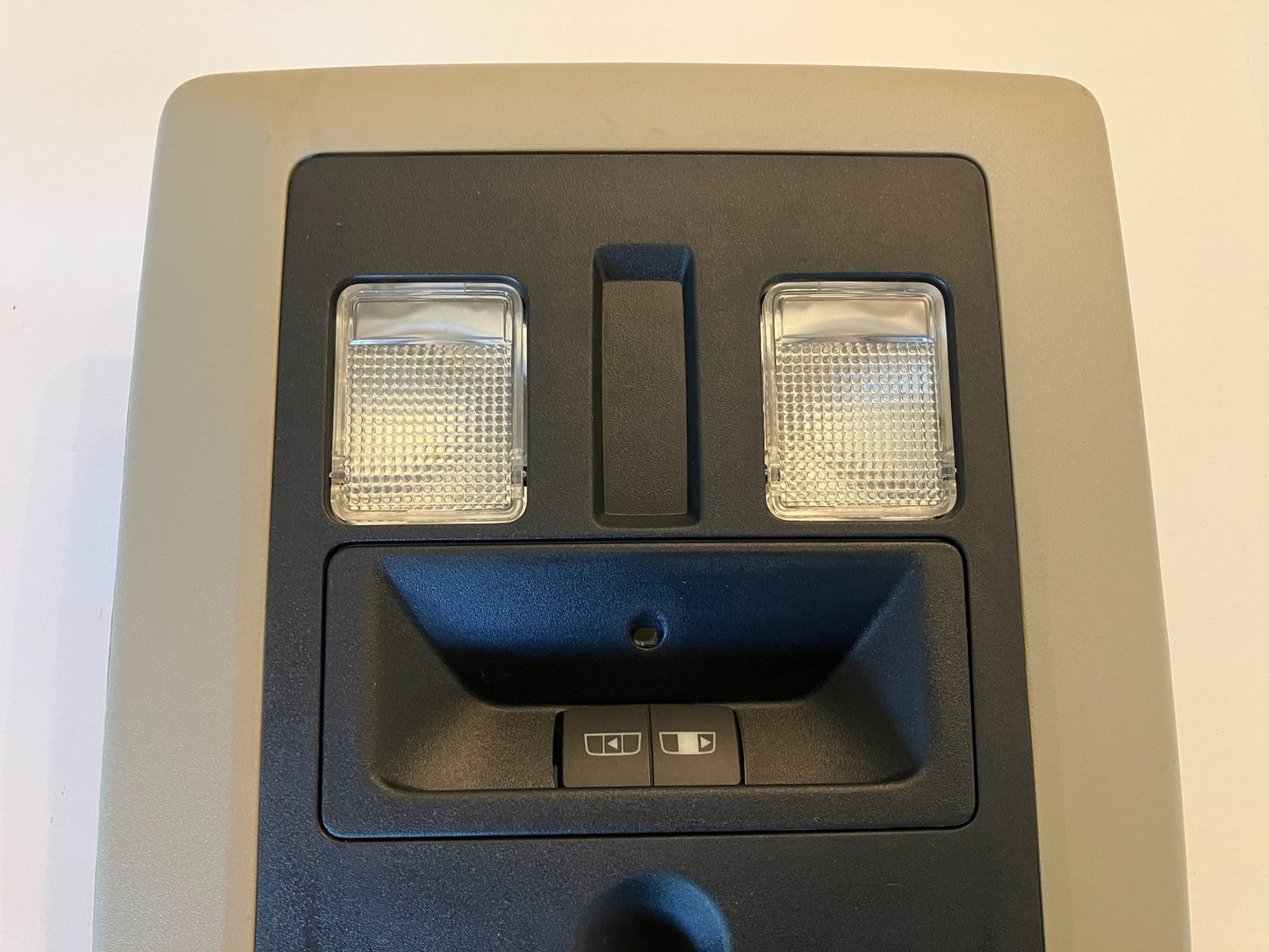 2010 Dodge 1500 Overhead Console with Rear Window Switch 56046062AC