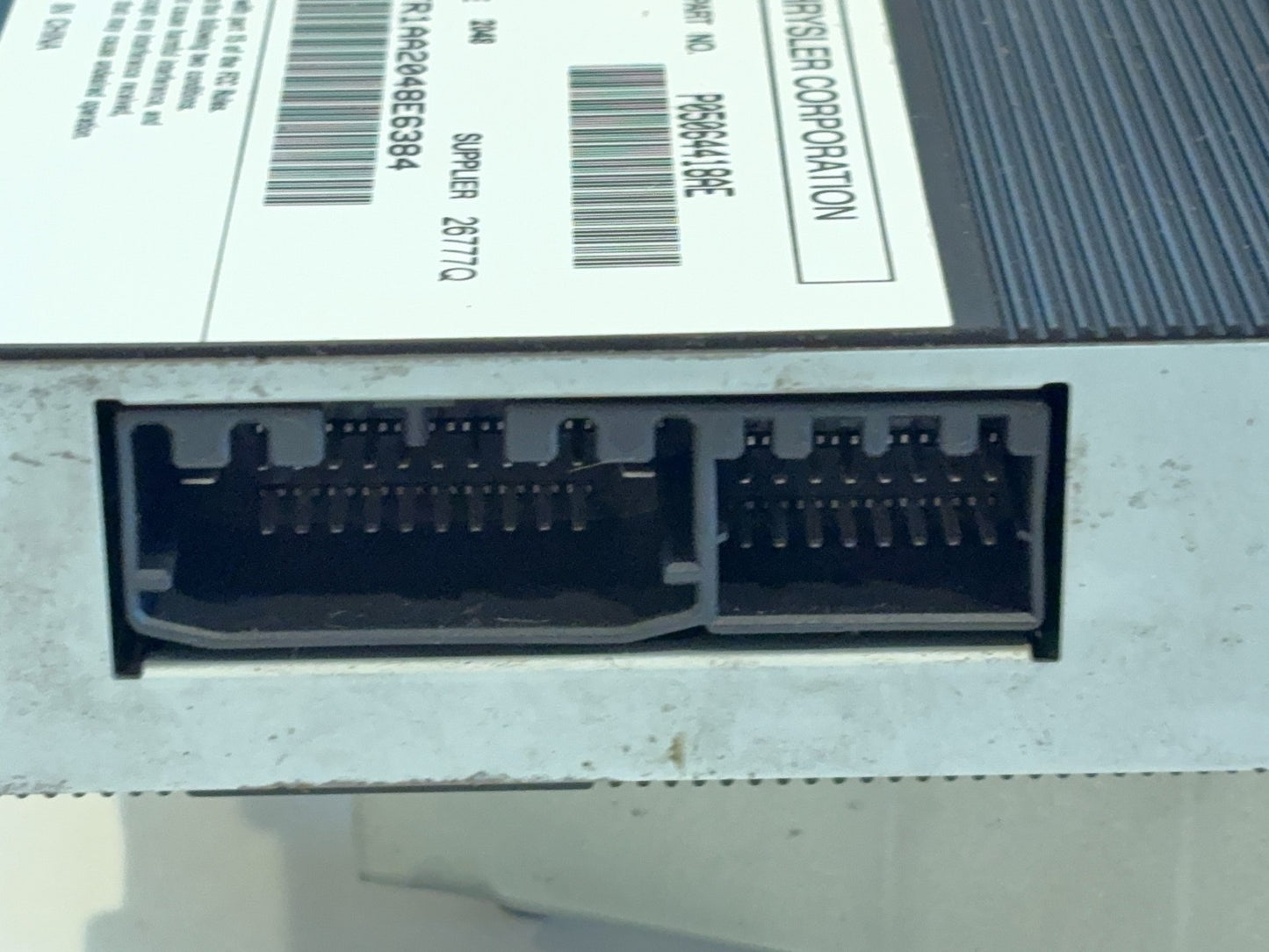 Factory Amplifier 09-12 Ram 1500 10-12 2500 3500 5064418AE for 9 Speaker Alpine