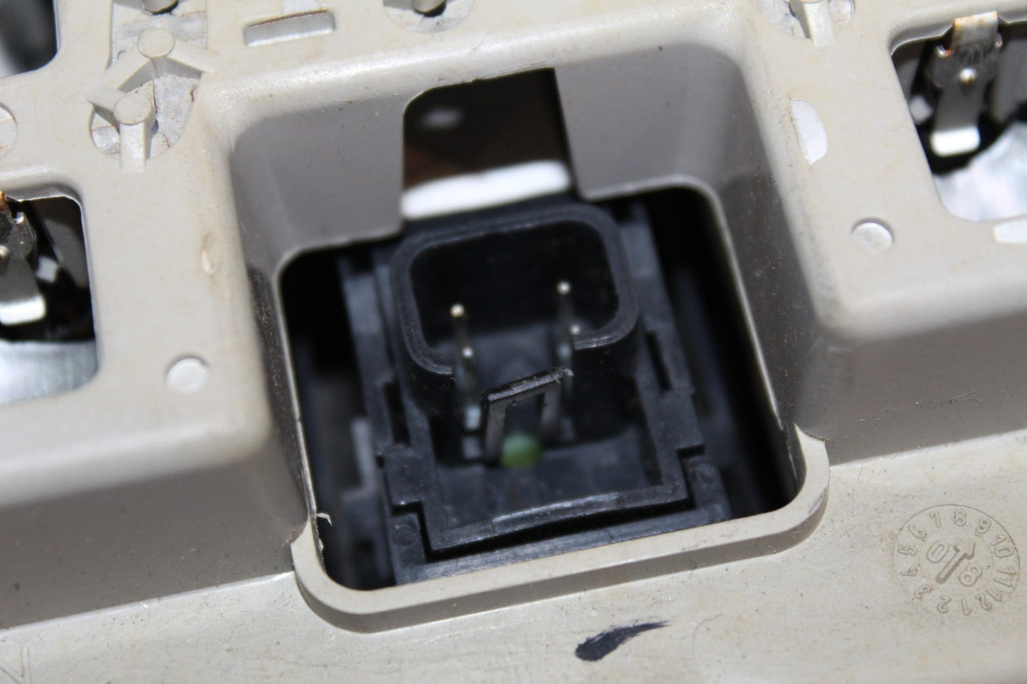 Overhead Console 09-10 Dodge Ram 1500 10-12 Ram 1500 3500 Homelink Sunroof