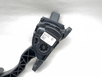 Accelerator Pedal TPS 09-18 Dodge Ram 1500 10-18 2500 3500 2019+ Clas 68043161AA