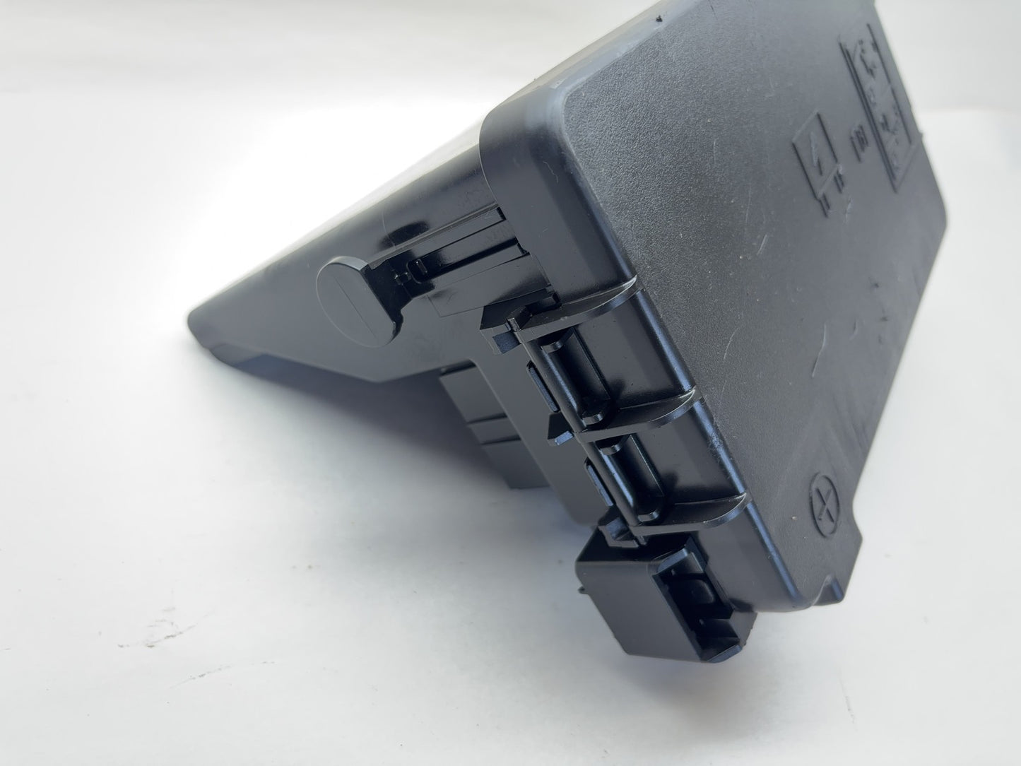 TIPM Integrated Power Module Fuse Box 2010 Dodge Ram 1500 04692194AG 591-2383