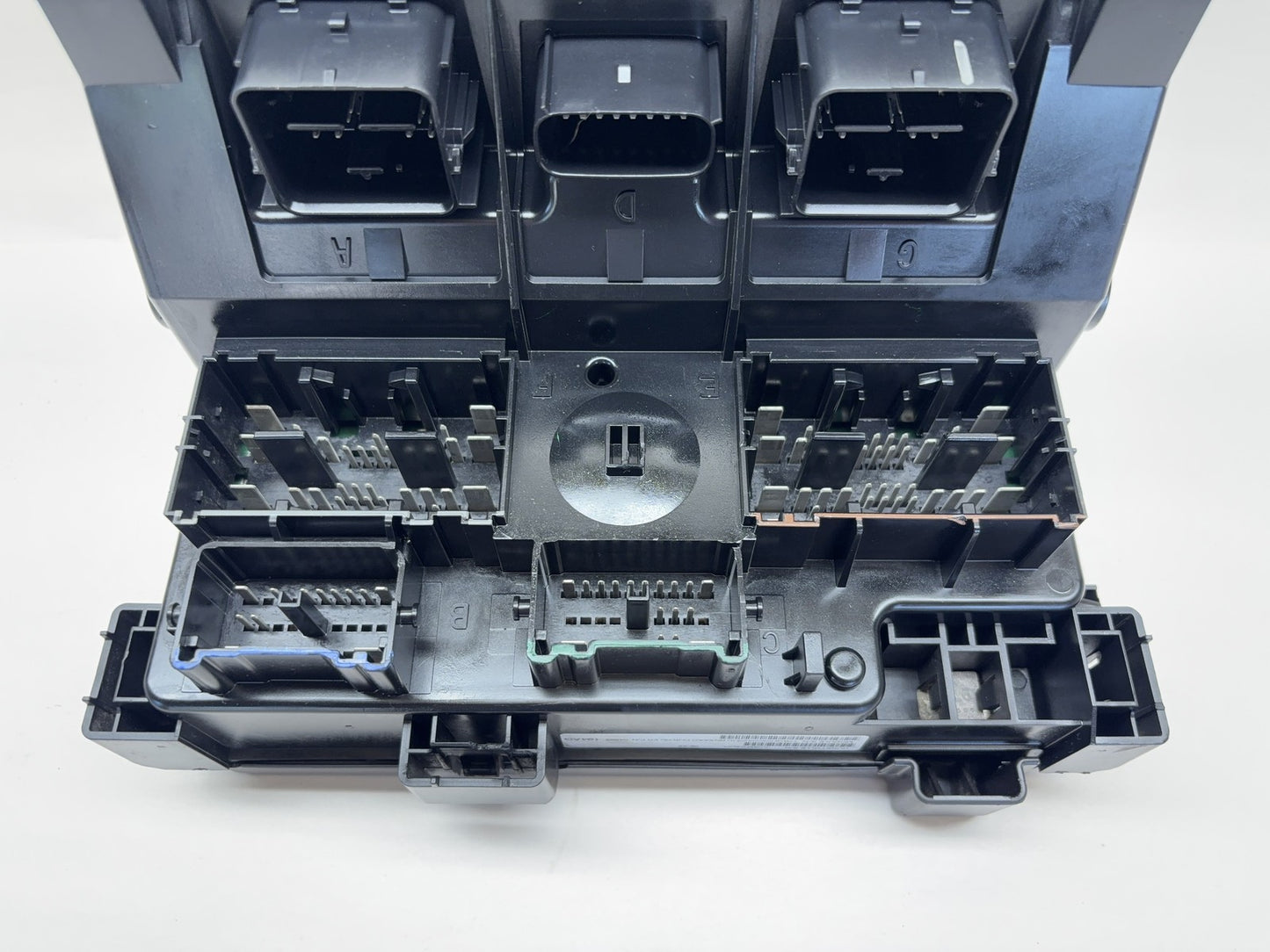 TIPM Integrated Power Module Fuse Box 2010 Dodge Ram 1500 04692194AG 591-2383
