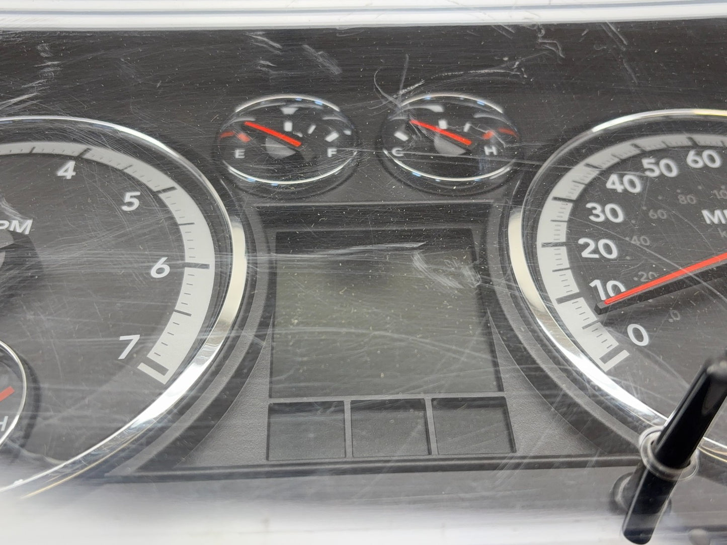 Instrument Cluster 2011 Ram 1500 2500 4.7 5.7 with Vehicle Info Center 56046301