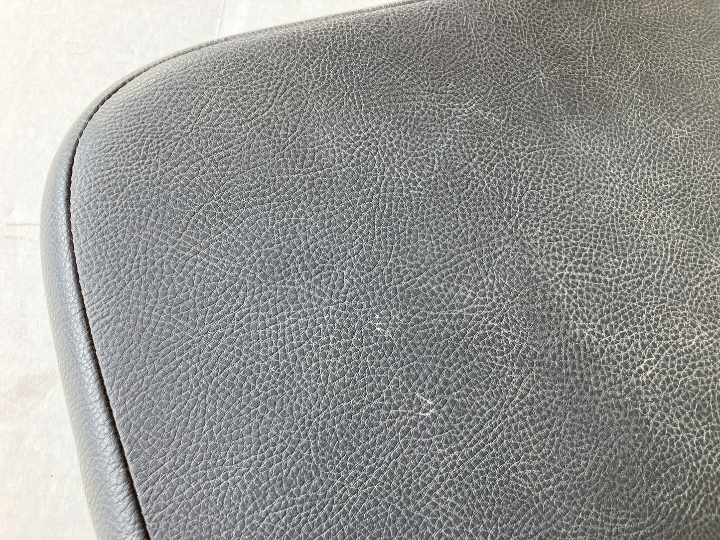 Center Console Armrest Lid for Jump Seat 2011 Dodge Truck Ram 1500 Slate