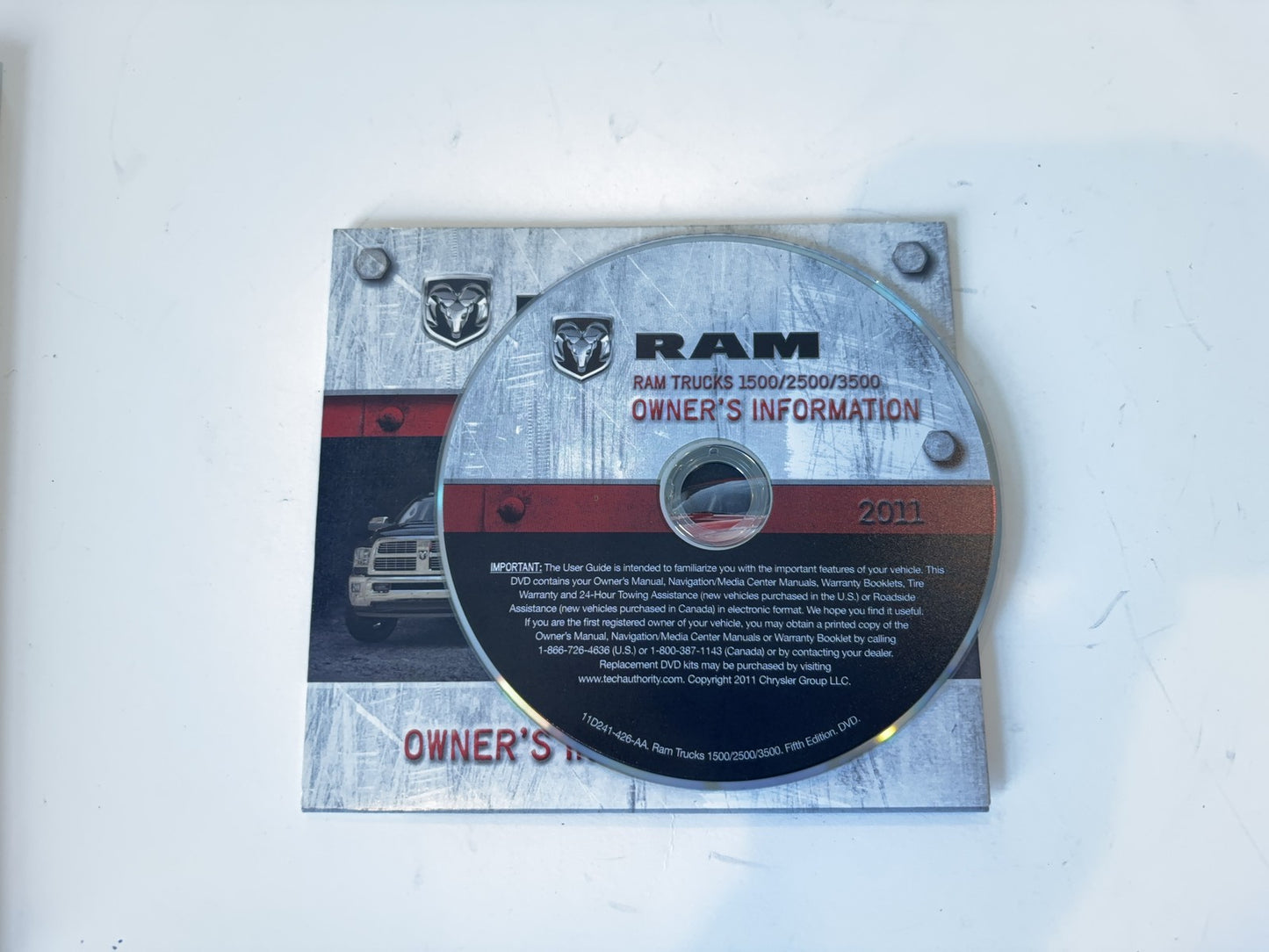 Owner's Manual, 2011 Ram 1500 2500 3500 Gasoline and Diesel Engines 5th Edition