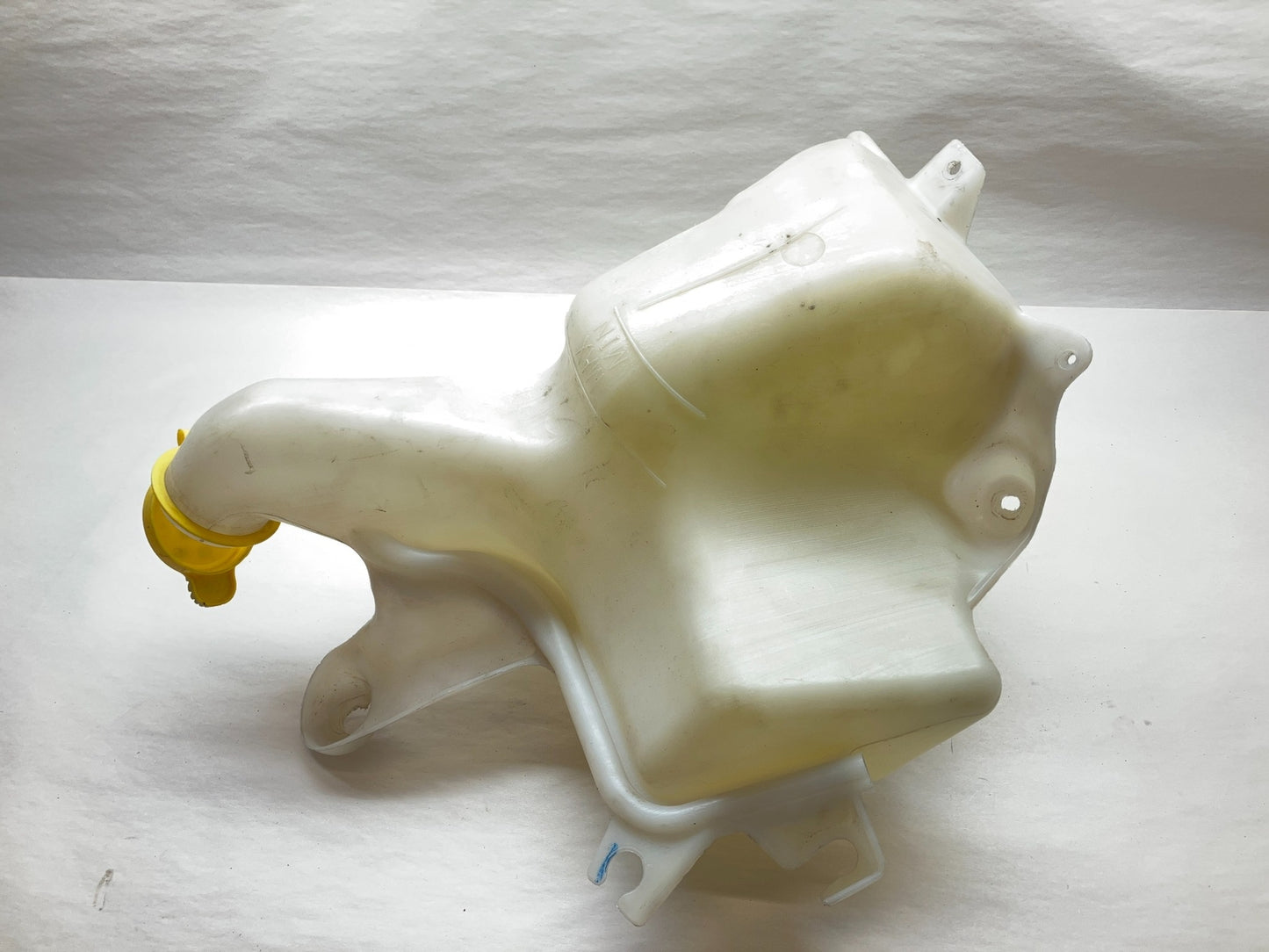 Coolant Tank Radiator Overflow 2010-2011 Dodge Ram 2500 3500 6.7 55057130AD Used