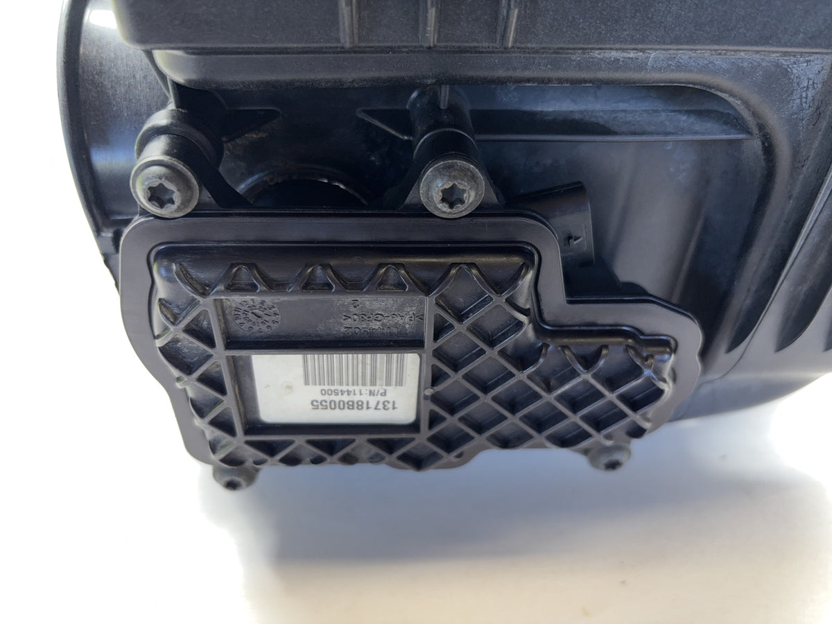Air Box with Active Air, Tube 2013-2018 Ram 2500 3500 6.7L Cummins 68137142AC