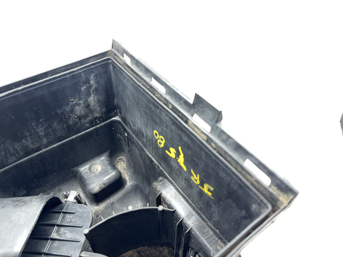 Air Box with Active Air, Tube 2013-2018 Ram 2500 3500 6.7L Cummins 68137142AC