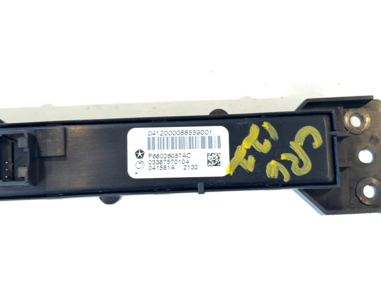 Dash Switch Power Inverter Overdrive Traction 2009-12 Dodge Ram 1500 68026057AC