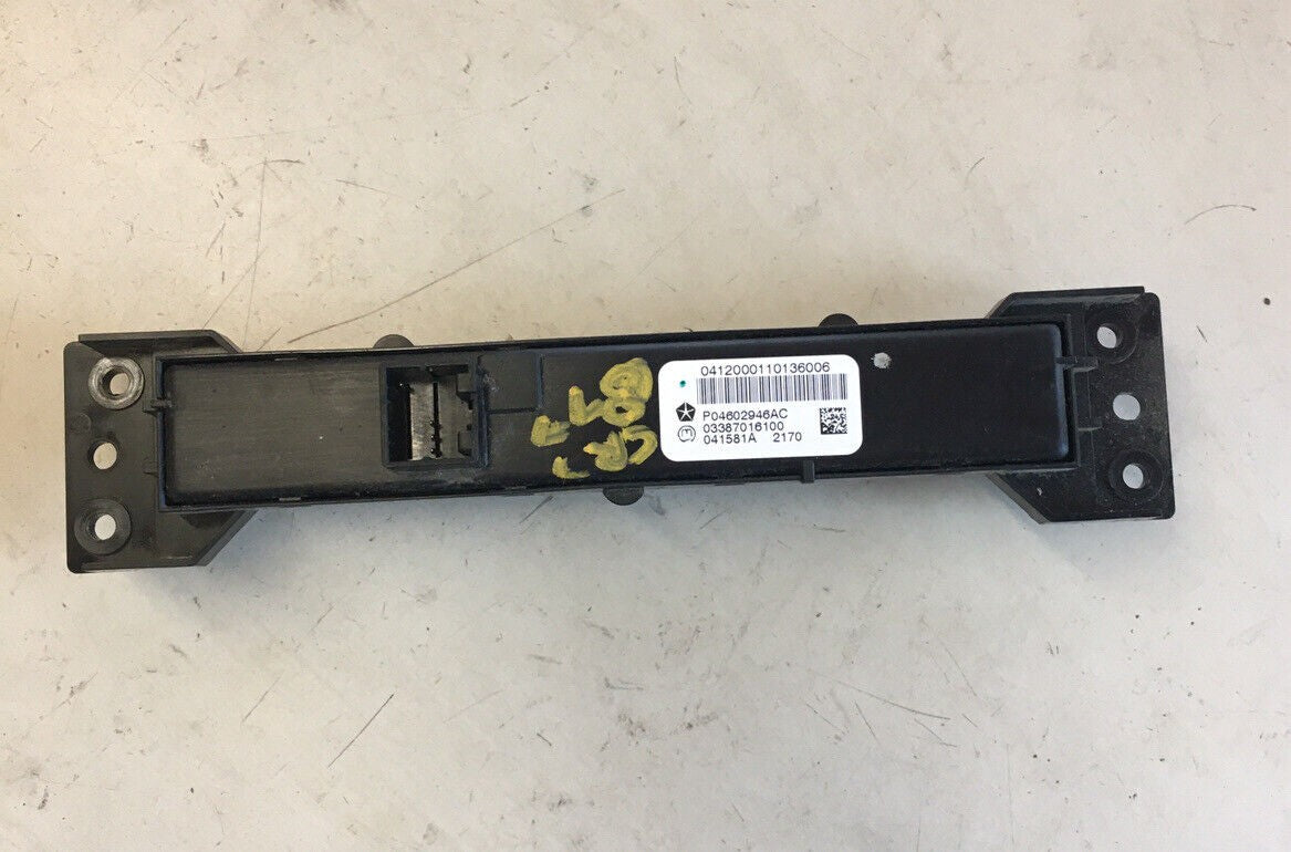 2012 Ram 2500 Dash Switches Panel Tow Haul Traction Control Tire Load 4602946AC