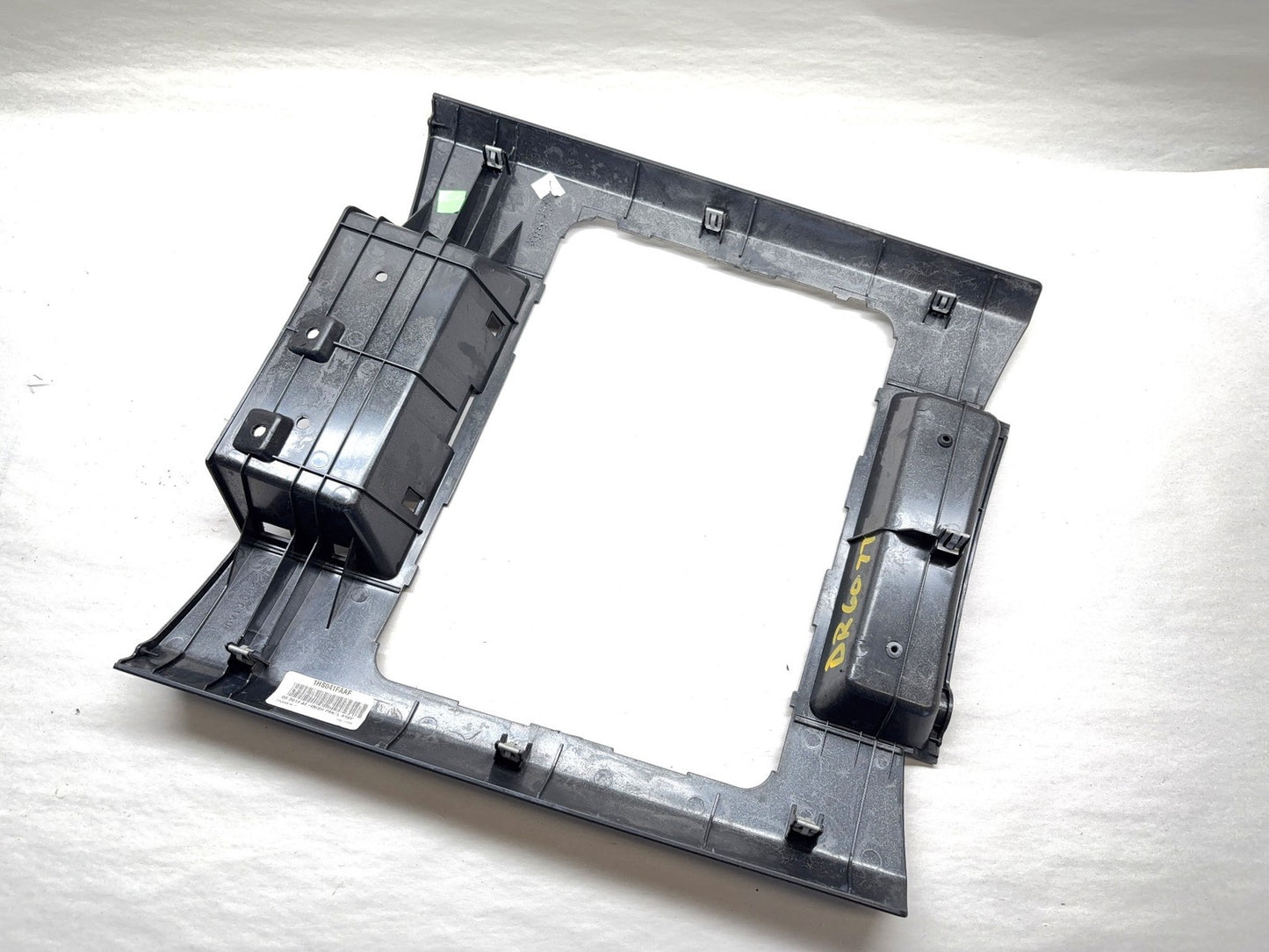 Floor Console Trim Bezel 2013-2015 Ram 1500 2010-2015 Ram 2500 3500 1HS041FAAF