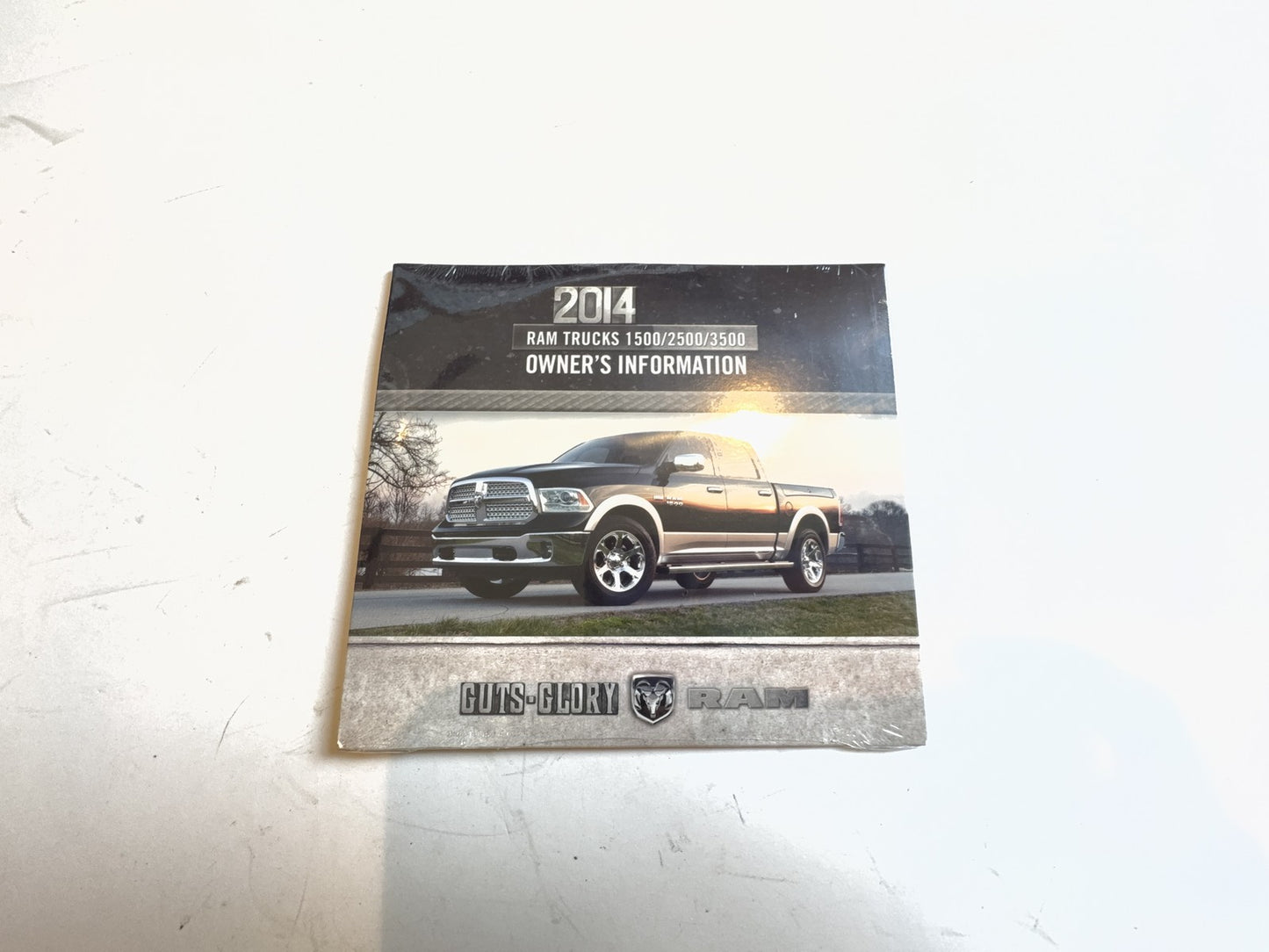 Owner's Manual, 2014 Ram 1500 2500 3500 Third Edition, with Case and DVD