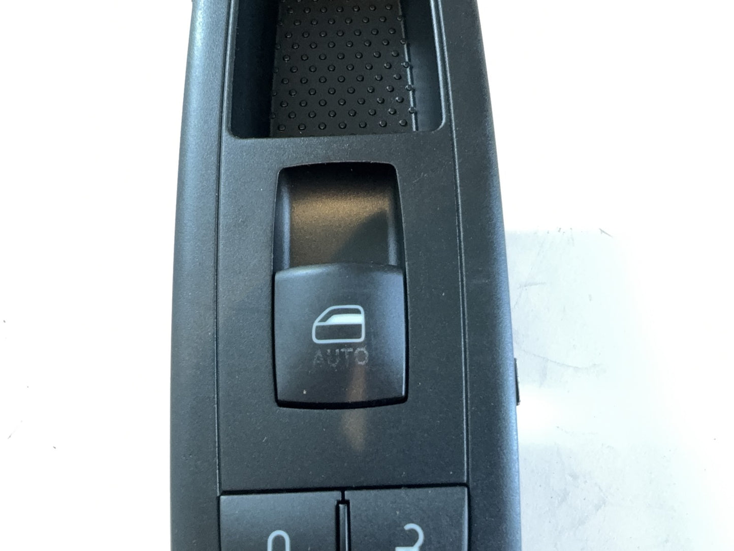 Passenger Front Window Switch 13-15 Dodge Ram 1500 2500 3500 Used OEM 68110865AA