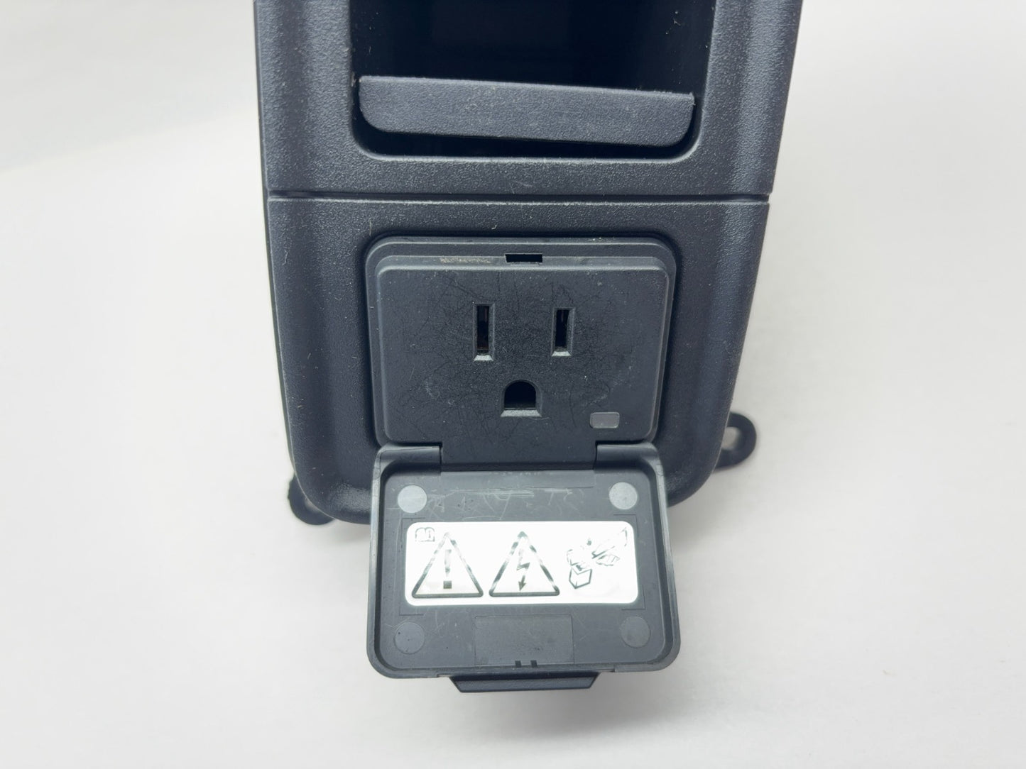2014 Ram 1500 Power Inverter 12V Accessory Power Outlet OEM Part #68159295AB