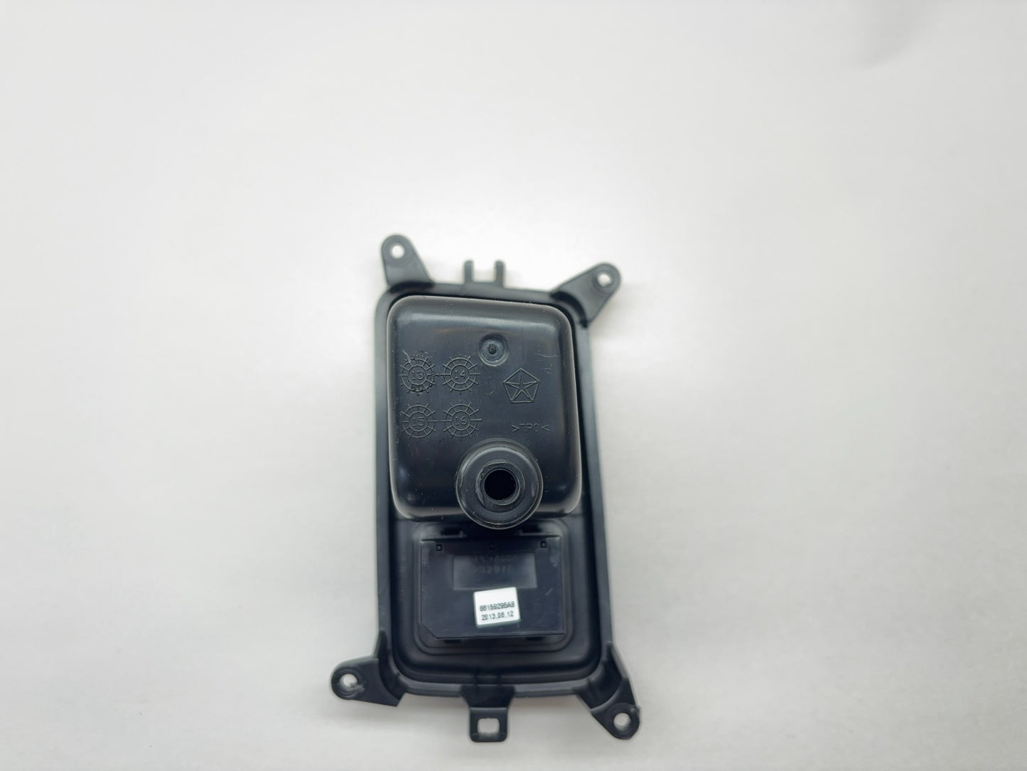 2014 Ram 1500 Power Inverter 12V Accessory Power Outlet OEM Part #68159295AB