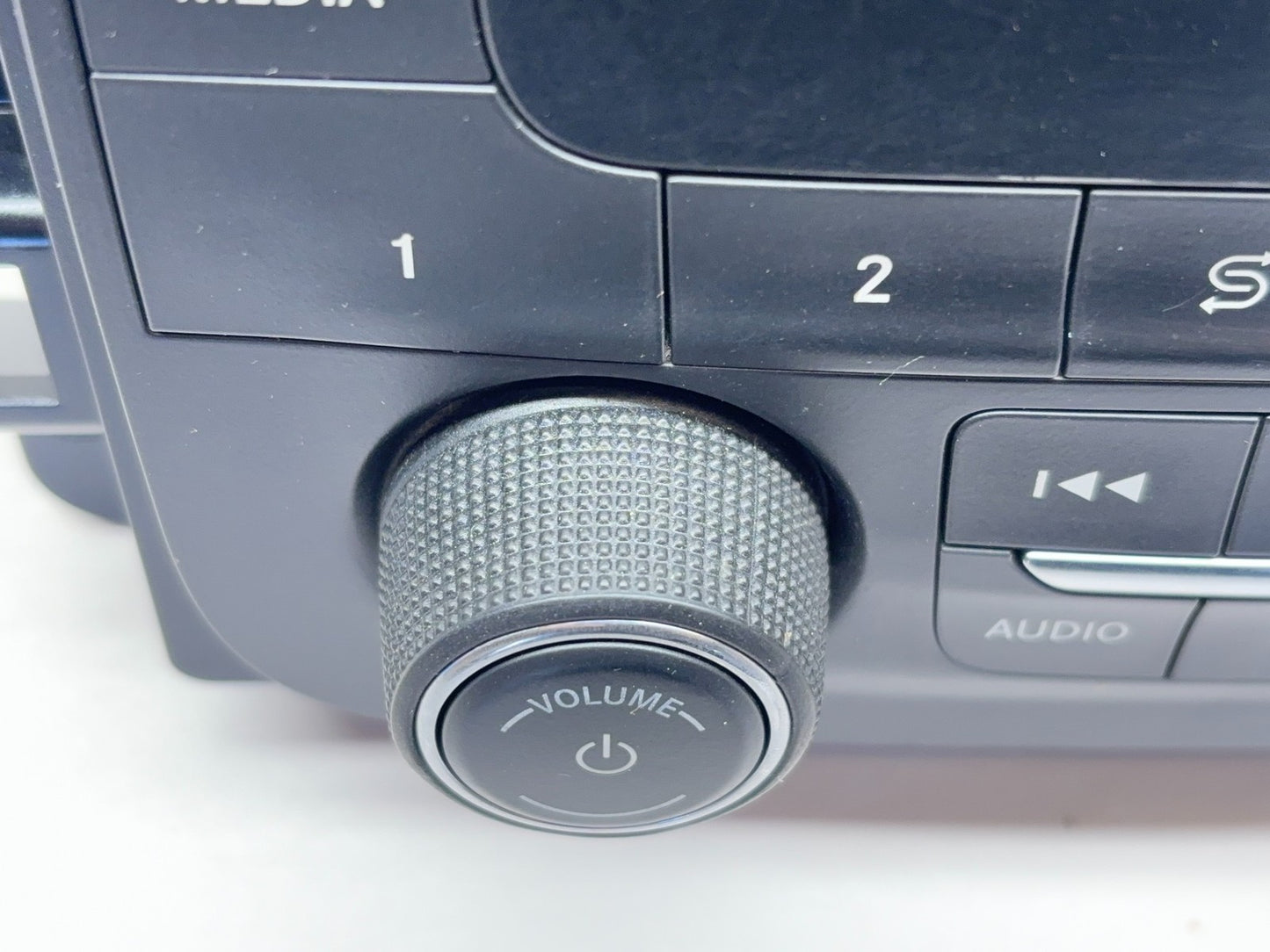 UConnect 3.0 Radio 2014 Ram 1500 2500 3500 68226683AA VP1 RA1 Sat Capable