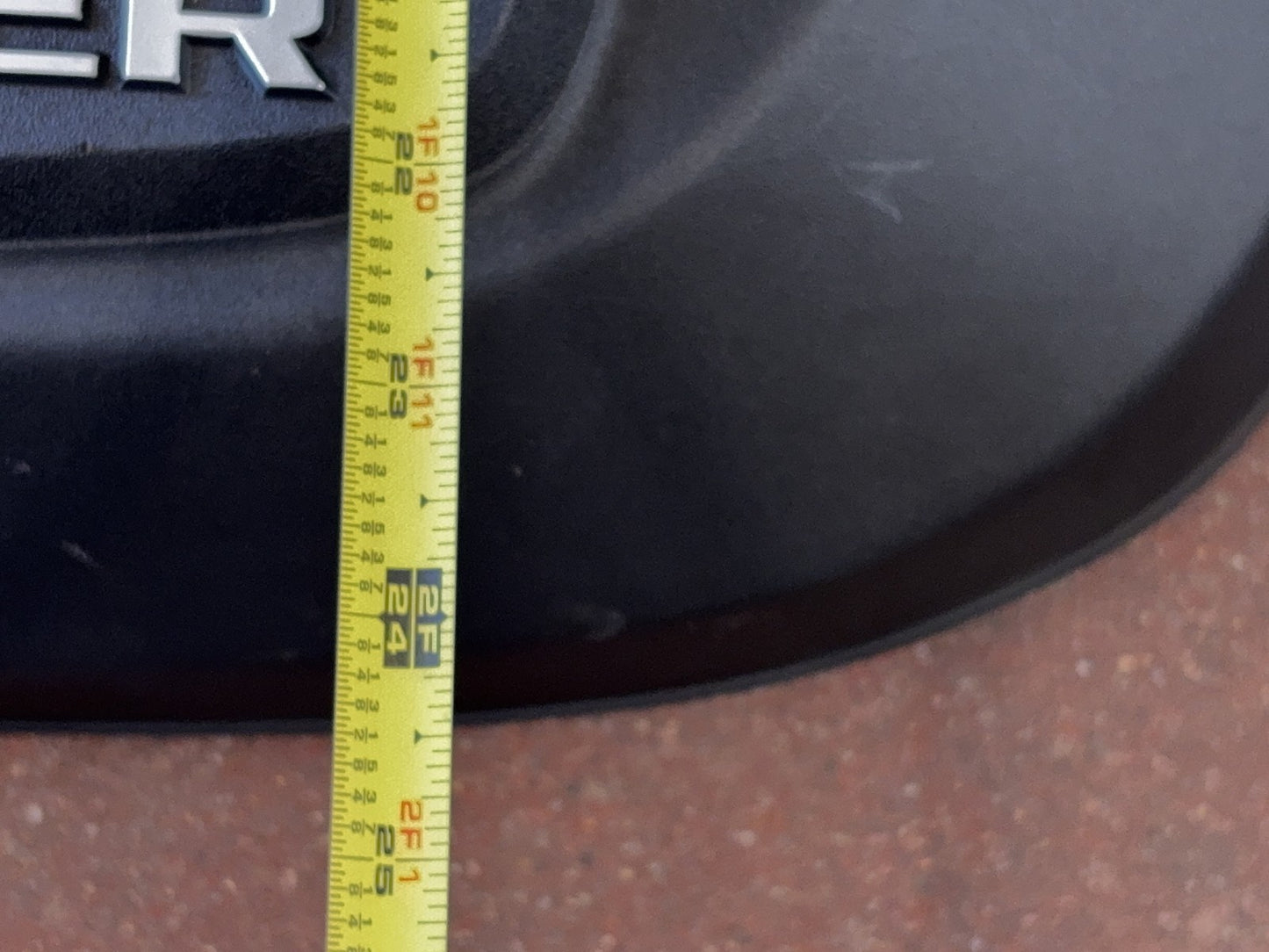 6.4L Hemi Engine Cover 2014-2018 Ram 2500 3500 4627495AB Used OEM Nice Condition