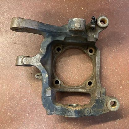 RH Spindle Steering Knuckle 2014-2018 Ram 2500 3500 4X4 P/N 68216188AA
