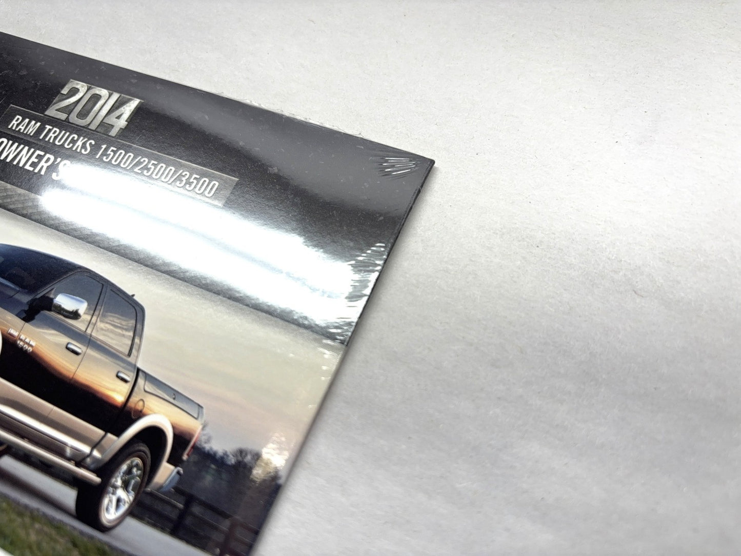 Owner's Manual, 2014 Ram 1500 2500 3500 with supplements for HD Trucks Towing