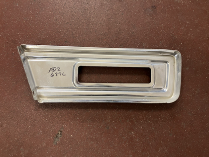 Left Front Fender Marker Lamp Molding 1981-1990 Dodge Ram 150 250 350 Ramcharger