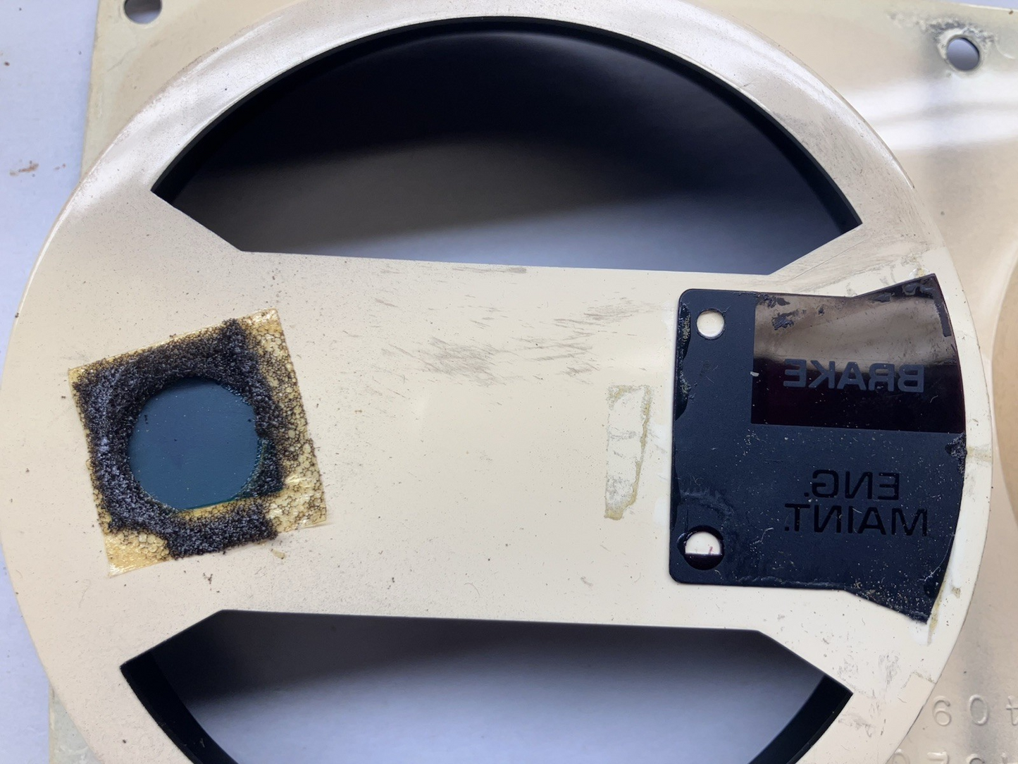 12/15/84-89 Dodge Pickup, Ramcharger Instrument Cluster P/N 4075444