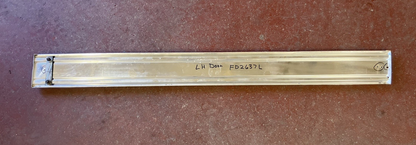 Left-hand Door Molding Fitting 1981-90 Dodge Pickups and Ramchargers