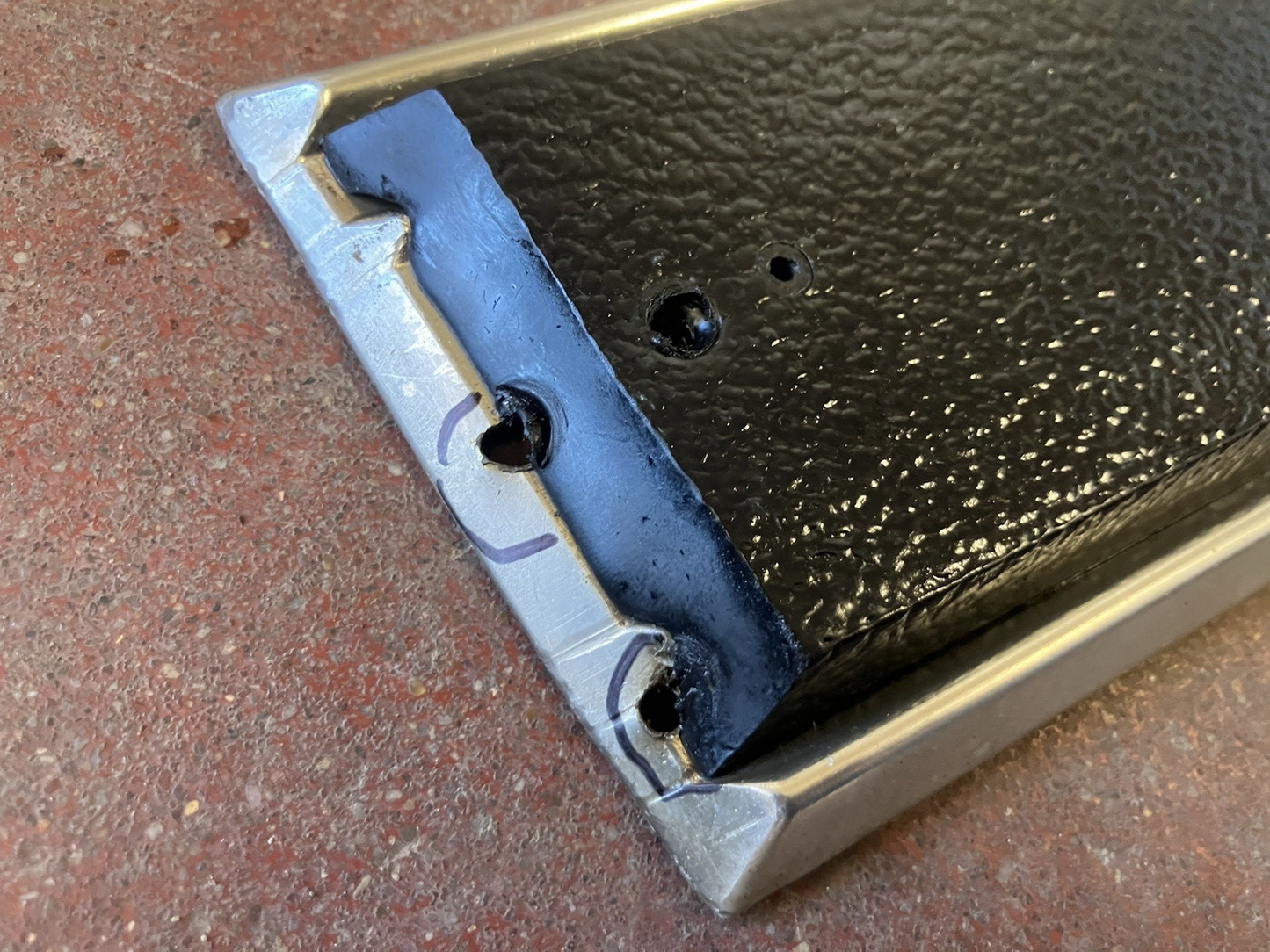 Left-hand Door Molding Fitting 1981-90 Dodge Pickups and Ramchargers