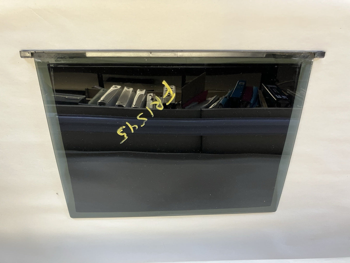 Power Sliding Window Center Section 2009-18 Ram 1500, 2010-18 2500 3500.