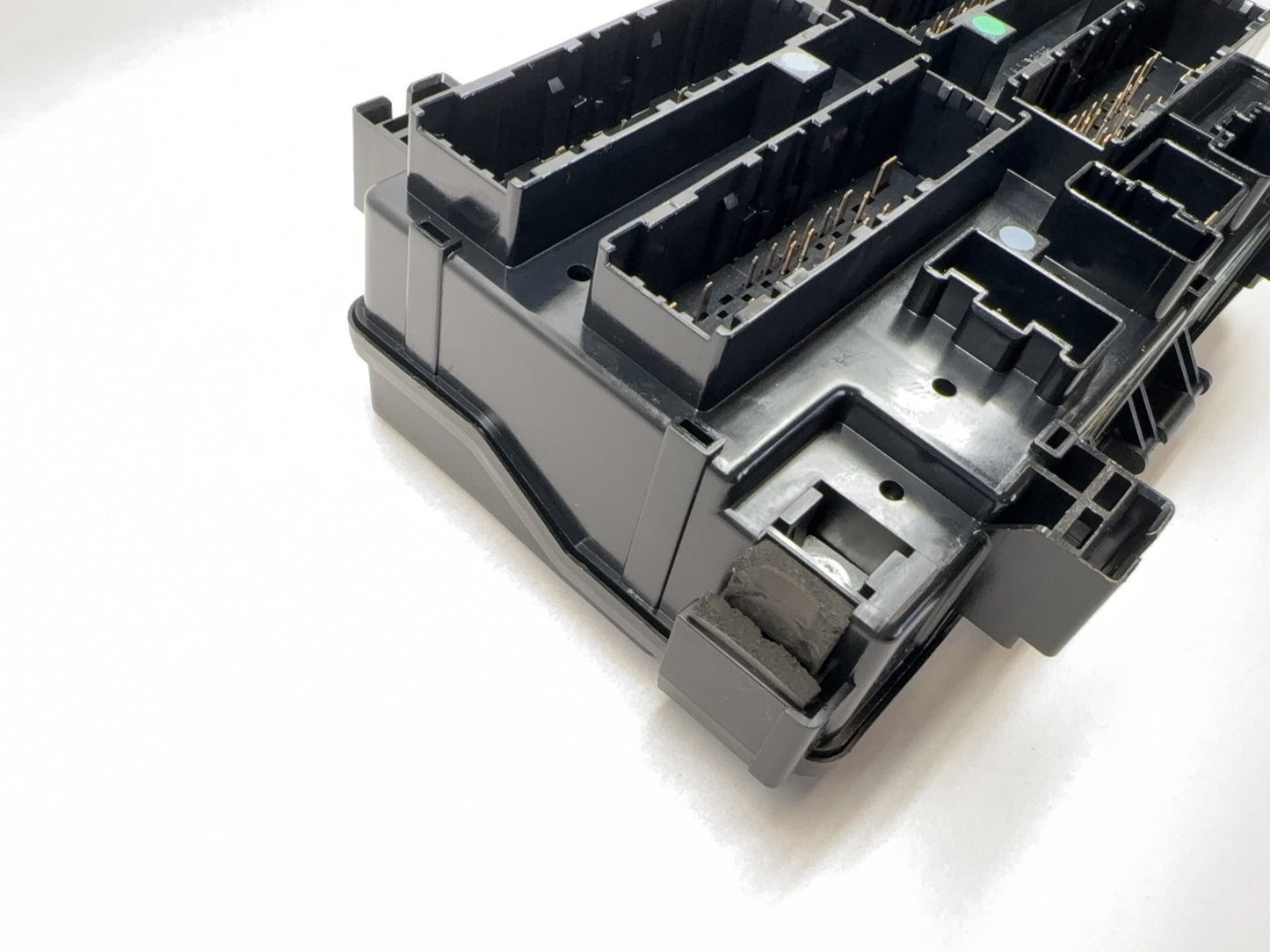 TIPM Fuse Box 2015 Ram 1500, 3.0 EcoDiesel Power Distribution Center 68243263AC