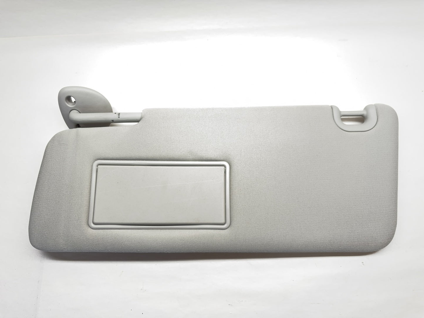 Sun Visors Lighted Mirrors 2013-2018 Ram 1500 2500 3500, 1VF25BD1AD 1VF24BD1AD