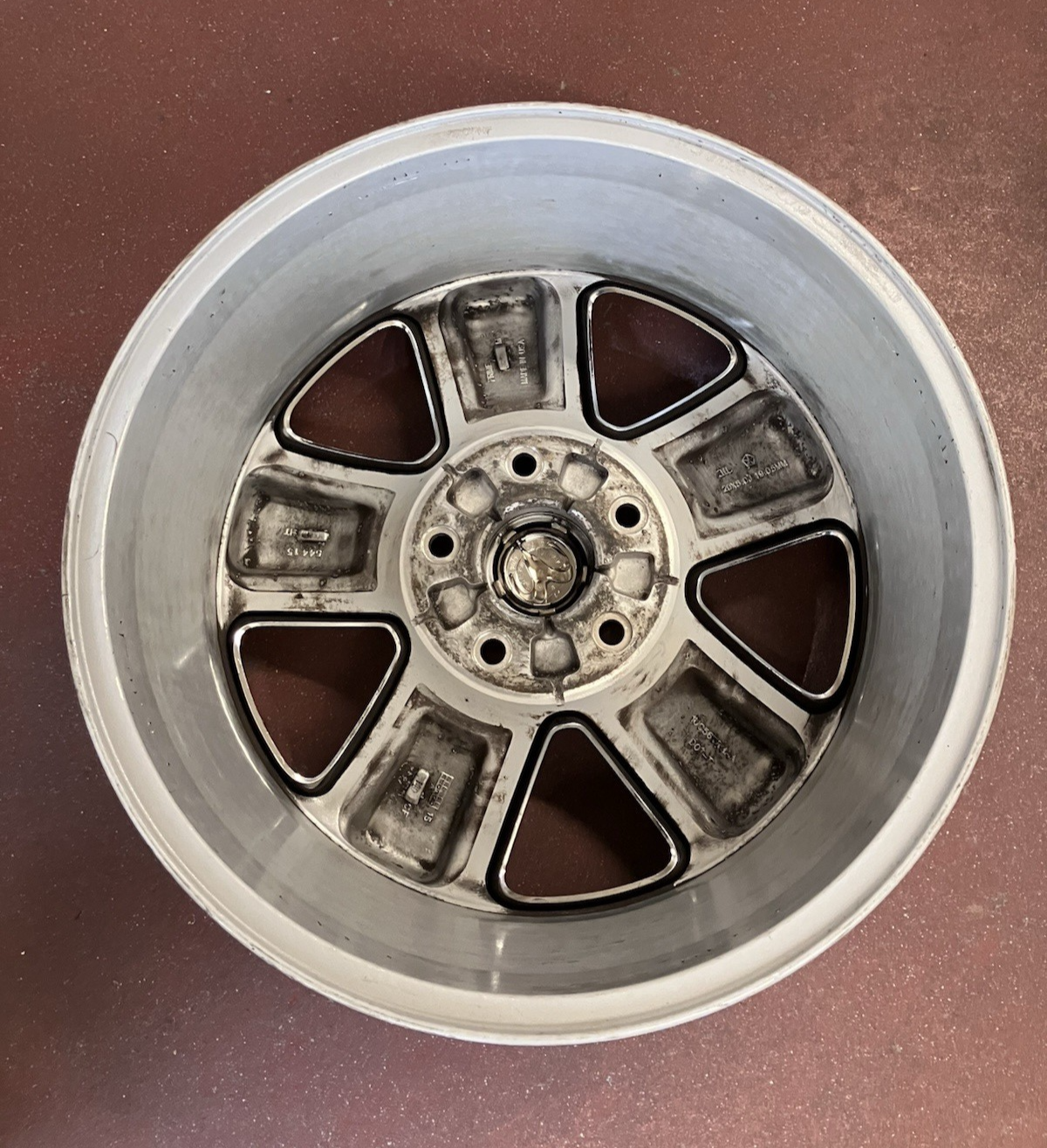 2013-24 Ram 1500 Classic (5 Lug) 5 Spoke 20X8 Chrome Clad Aluminum Wheel.