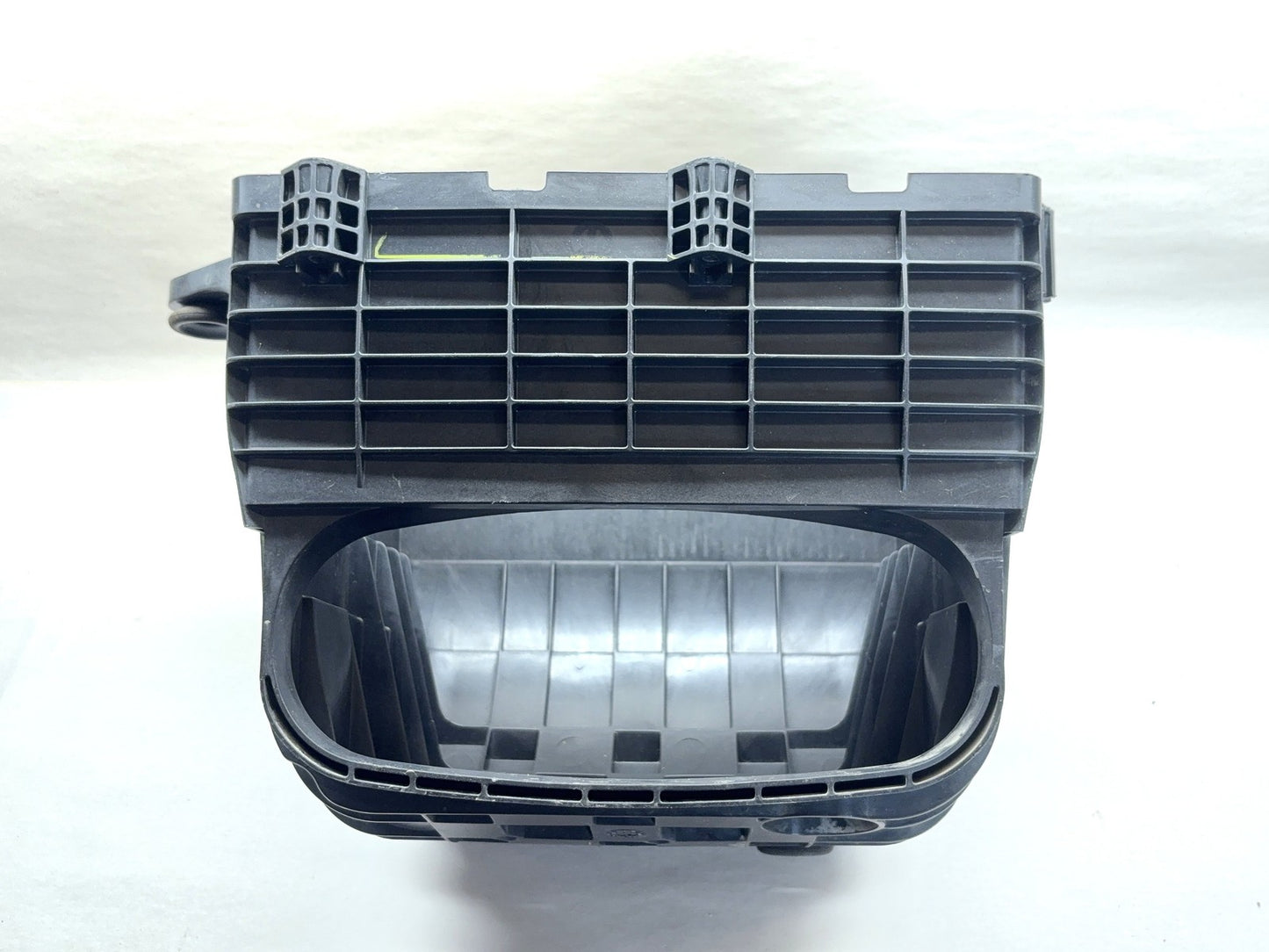Air Cleaner Air Box Used OEM 2019-2020 Ram 2500 3500 6.4L Hemi 68321035AC