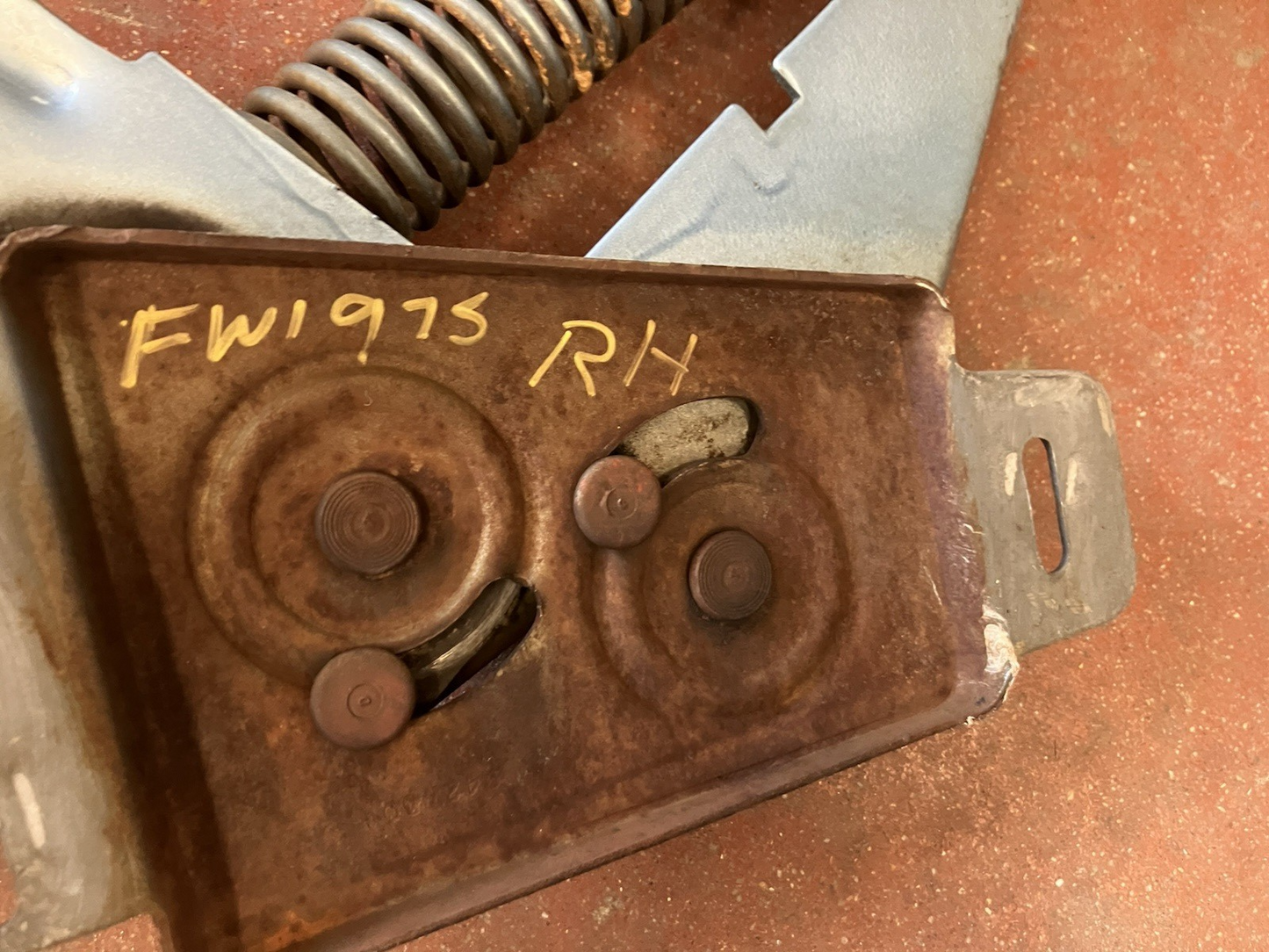 1972-90 Dodge Pickup Hood Hinges. P/N 4351362/363