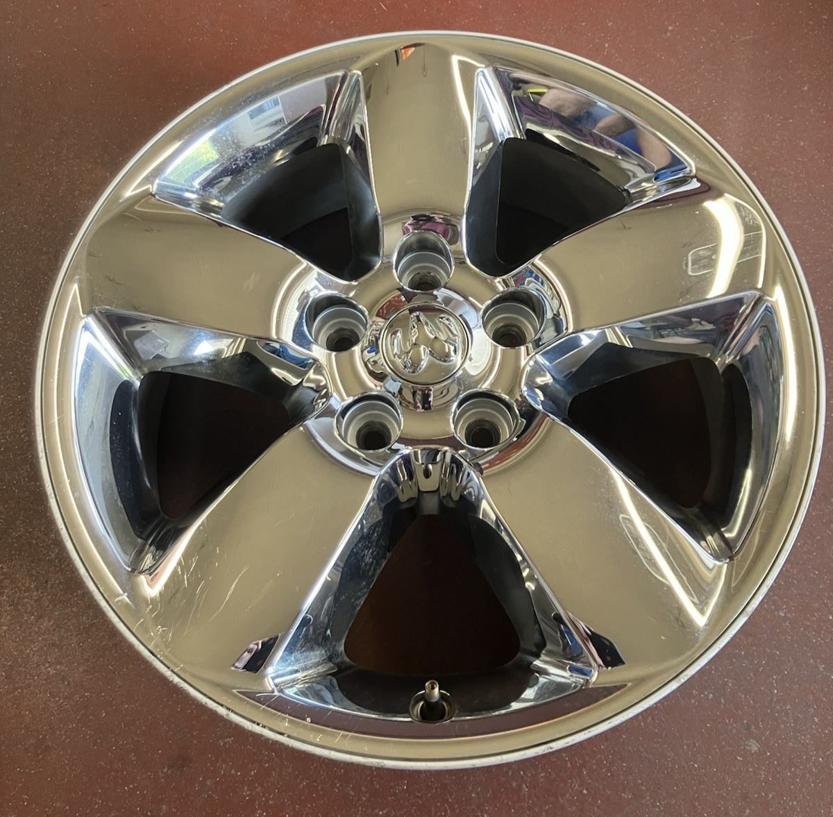 2013-24 Ram 1500 Classic (5 Lug) 5 Spoke 20X8 Chrome Clad Aluminum Wheel.