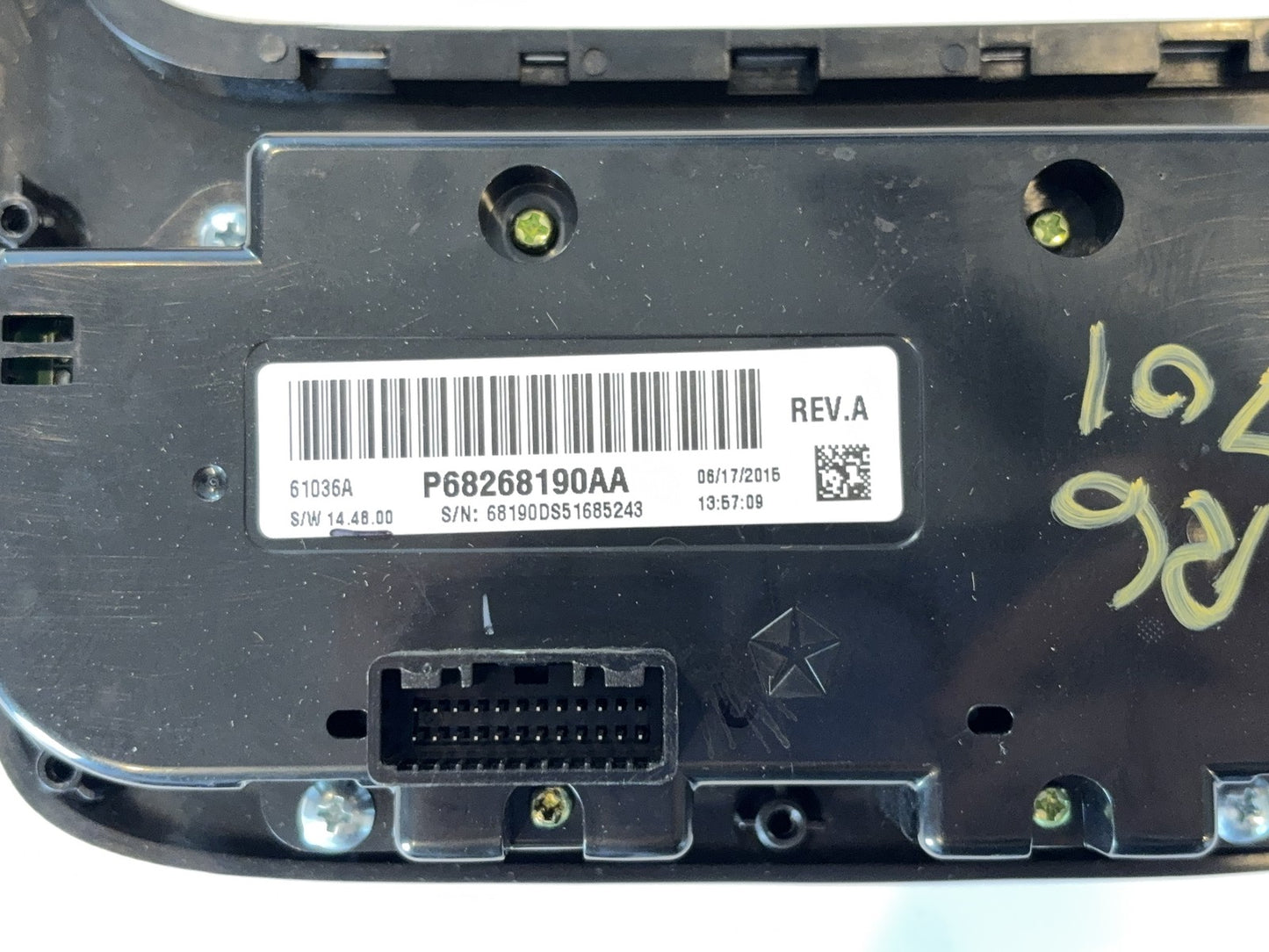 Climate Control Heater Control 2016 Ram 1500 w Heated Mirror ONE PLUG 68268190AA